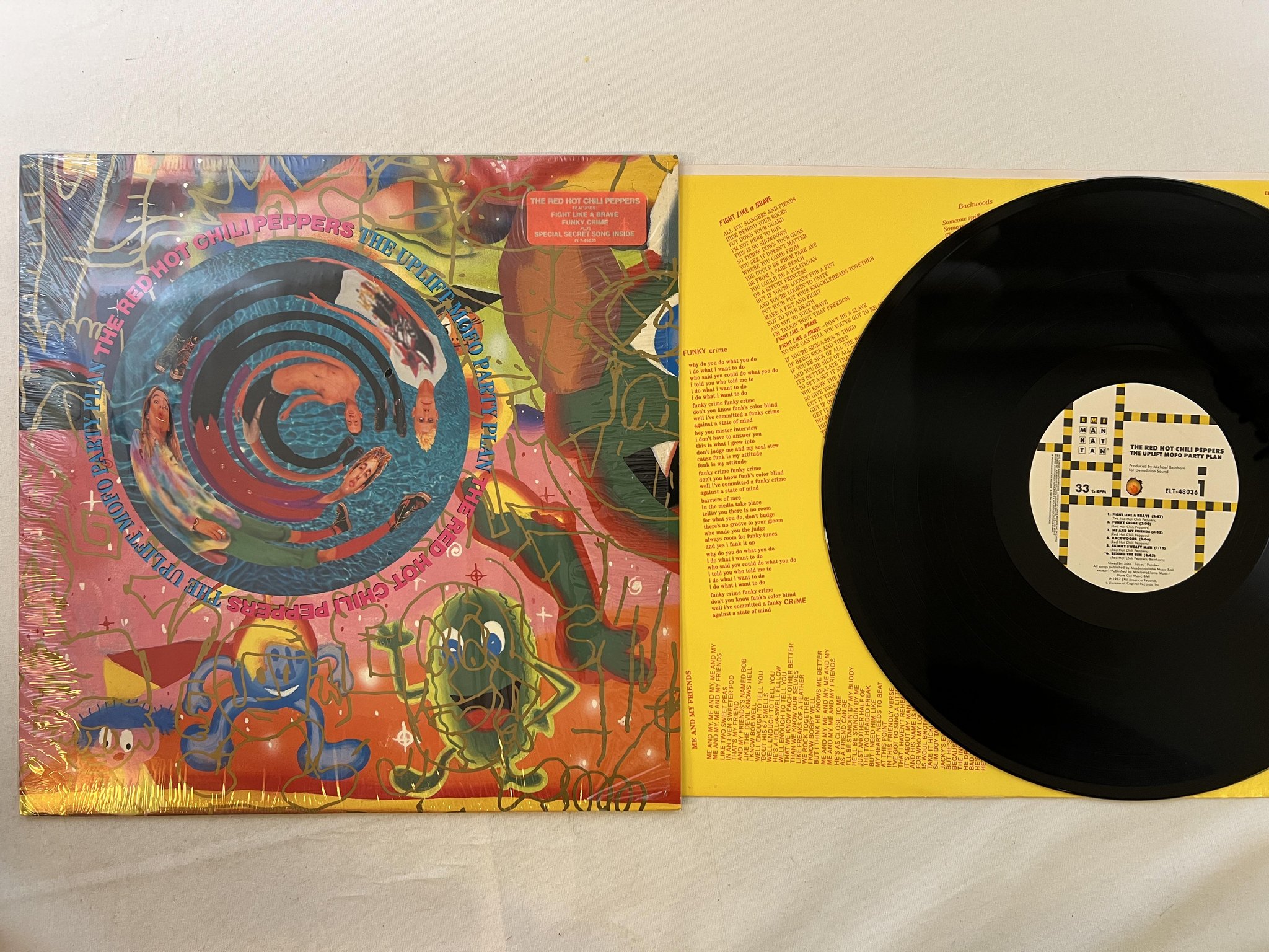 Omslagsbild för skivan THE RED HOT CHILI PEPPERS The Uplift Mofo Party Plan LP -87 US EMI ELT-48036