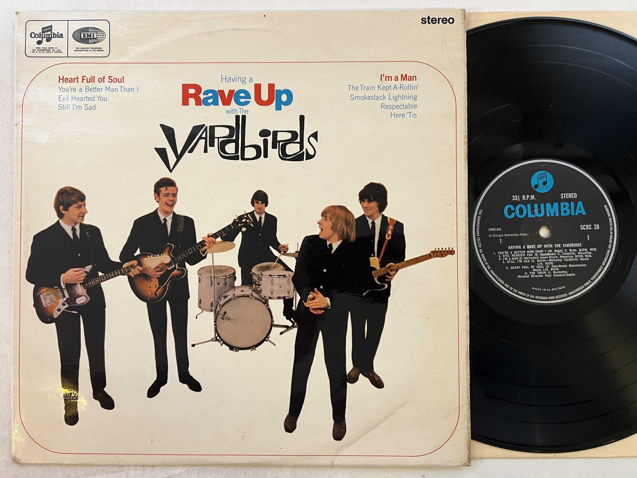 Omslagsbild för skivan THE YARDBIRDS Having A Rave Up With.. LP -65 UK export COLUMBIA SCXC 28