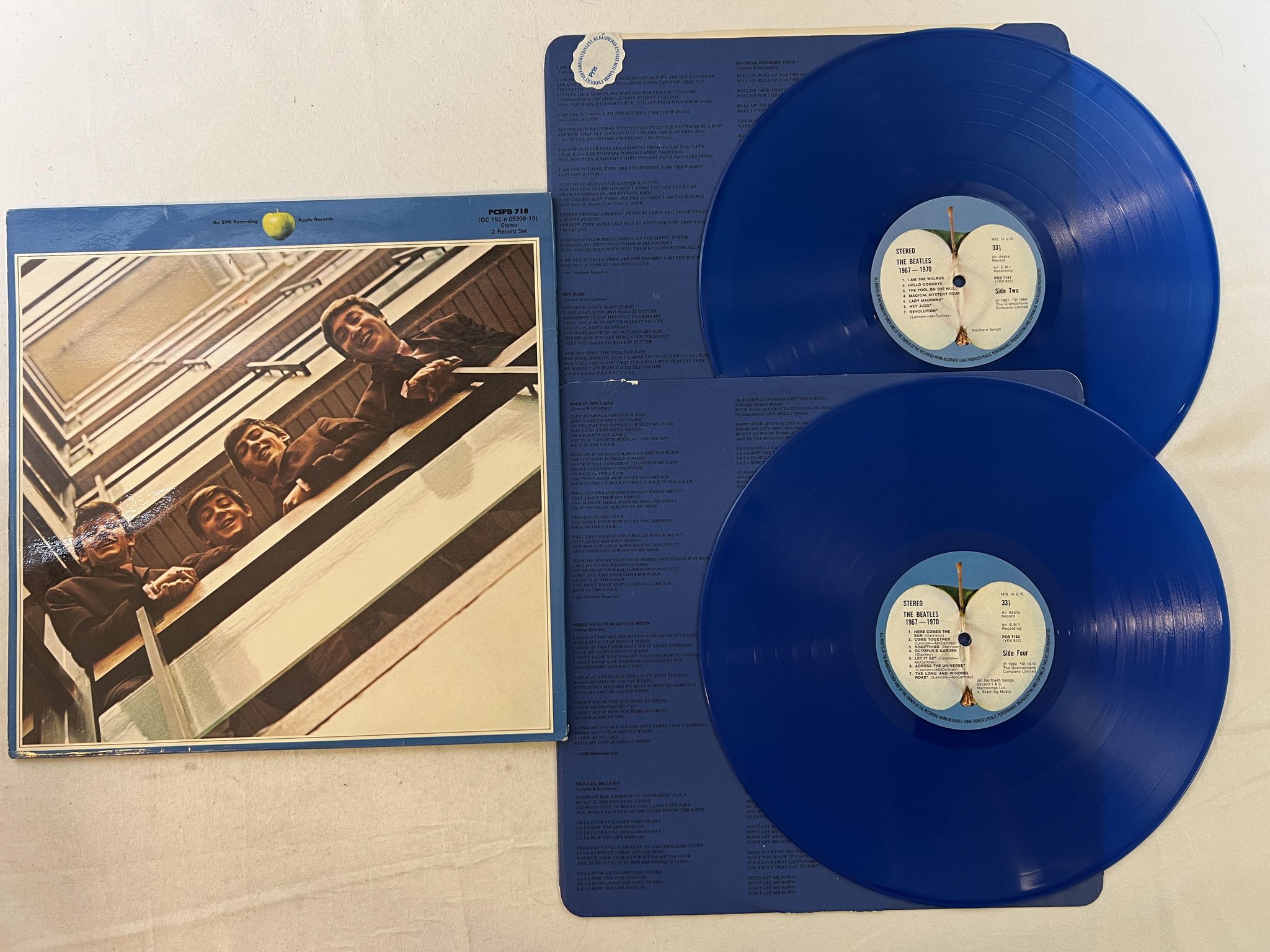 Omslagsbild för skivan THE BEATLES 1967-1970 2xLP -78 UK APPLE PCSPB 718 ** blue vinyl **