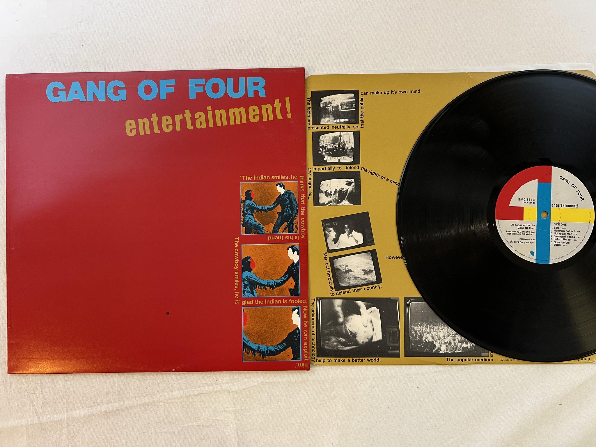 Omslagsbild för skivan GANG OF FOUR entertainment! LP -79 UK EMI EMC 3313 Red Spine On Cover