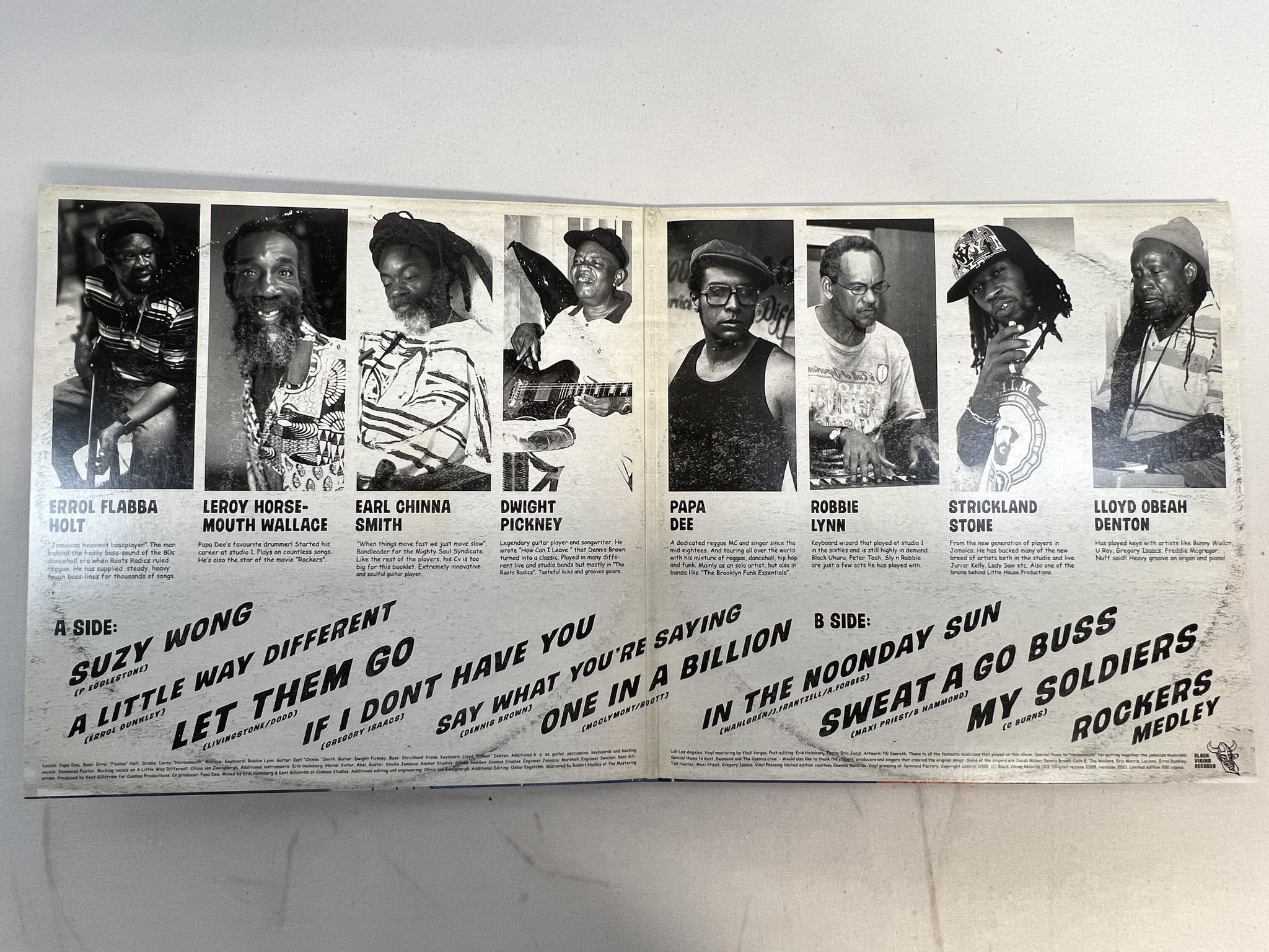 Omslagsbild för skivan Papa Dee Meets The Jamaican Giants LP 2022 BLACK VIKING BVR003 reggae