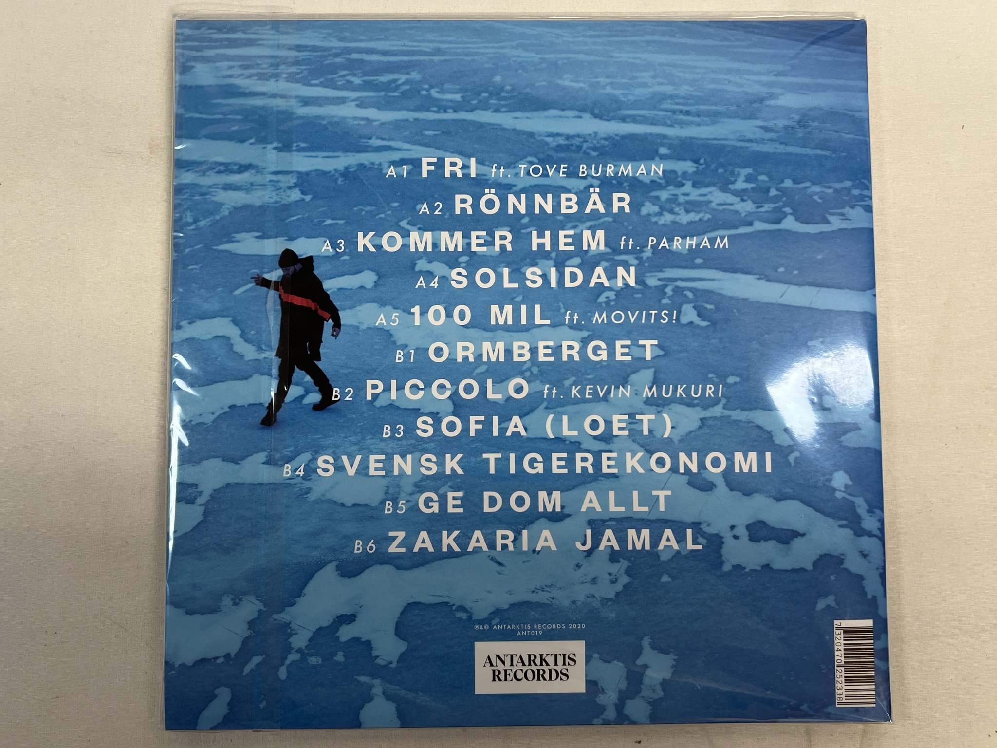 Omslagsbild för skivan ZACKE Pengar. Frihet. Zakaria Jamal LP 2020 ANTARKTIS ANT019