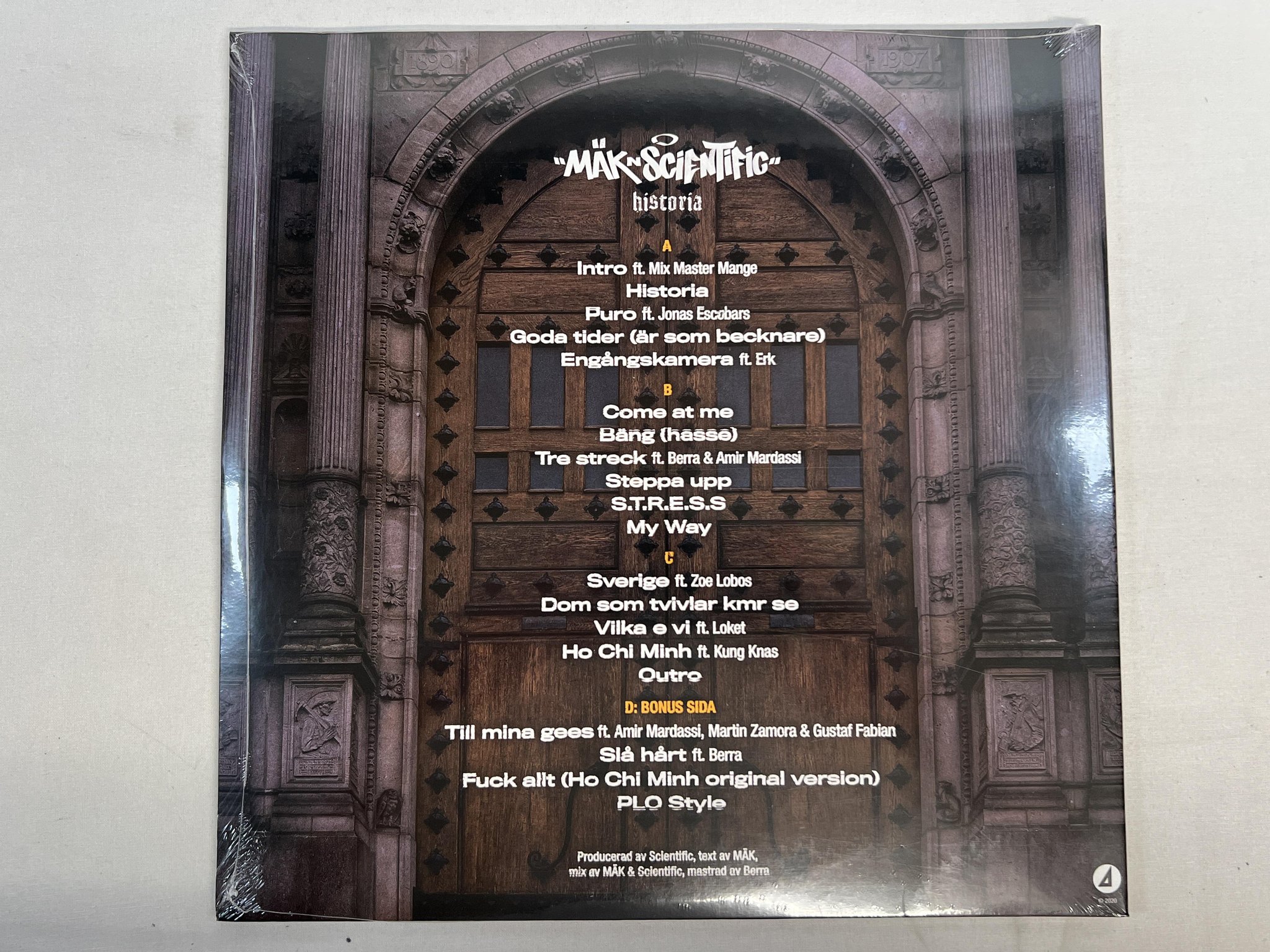 Omslagsbild för skivan MÄK N SCIENTIFIC historia 2xLP 2021 private press BOOM BAP ** yeah **