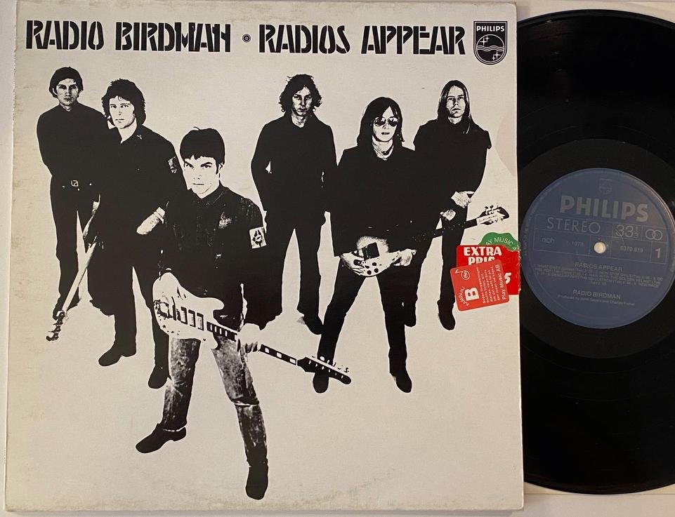 Omslagsbild för skivan RADIO BIRDMAN radios appear LP -78 ncb PHILIPS 6370819 ** GARAGE / PUNK **
