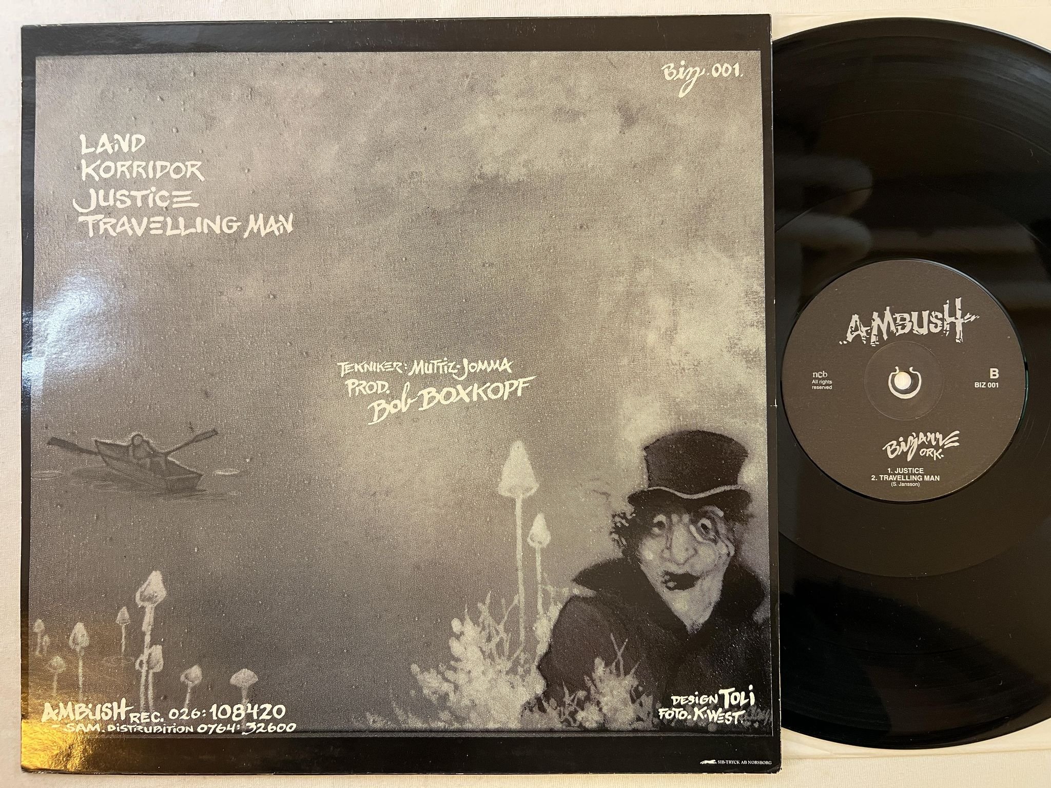 Omslagsbild för skivan BIZARRE ORKEZTRA Land 12" -84 Swe AMBUSH BIZ 001 new wave