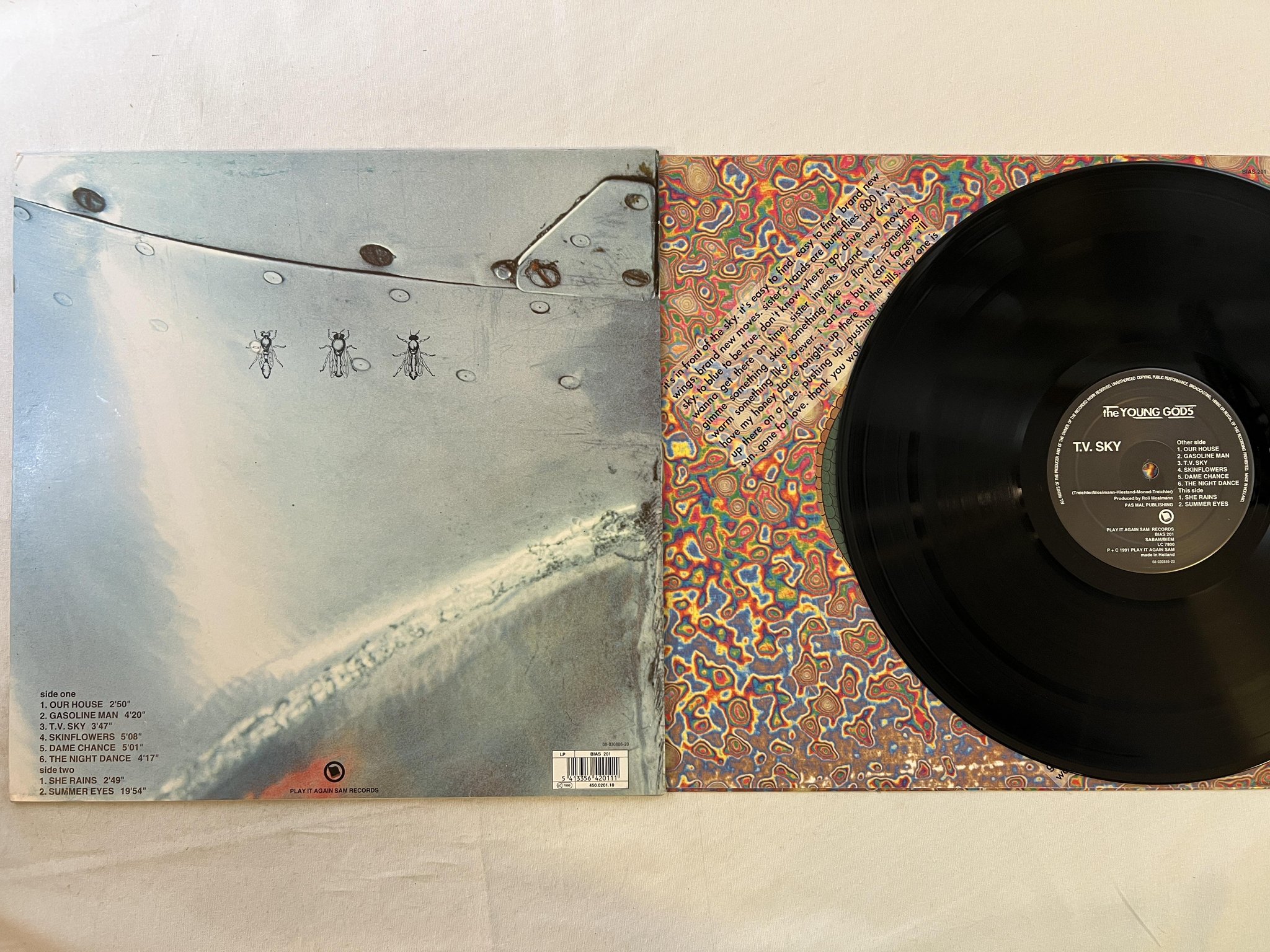 Omslagsbild för skivan THE YOUNG GODS T.V. Sky LP -92 Hol BIAS 201 alternative rock