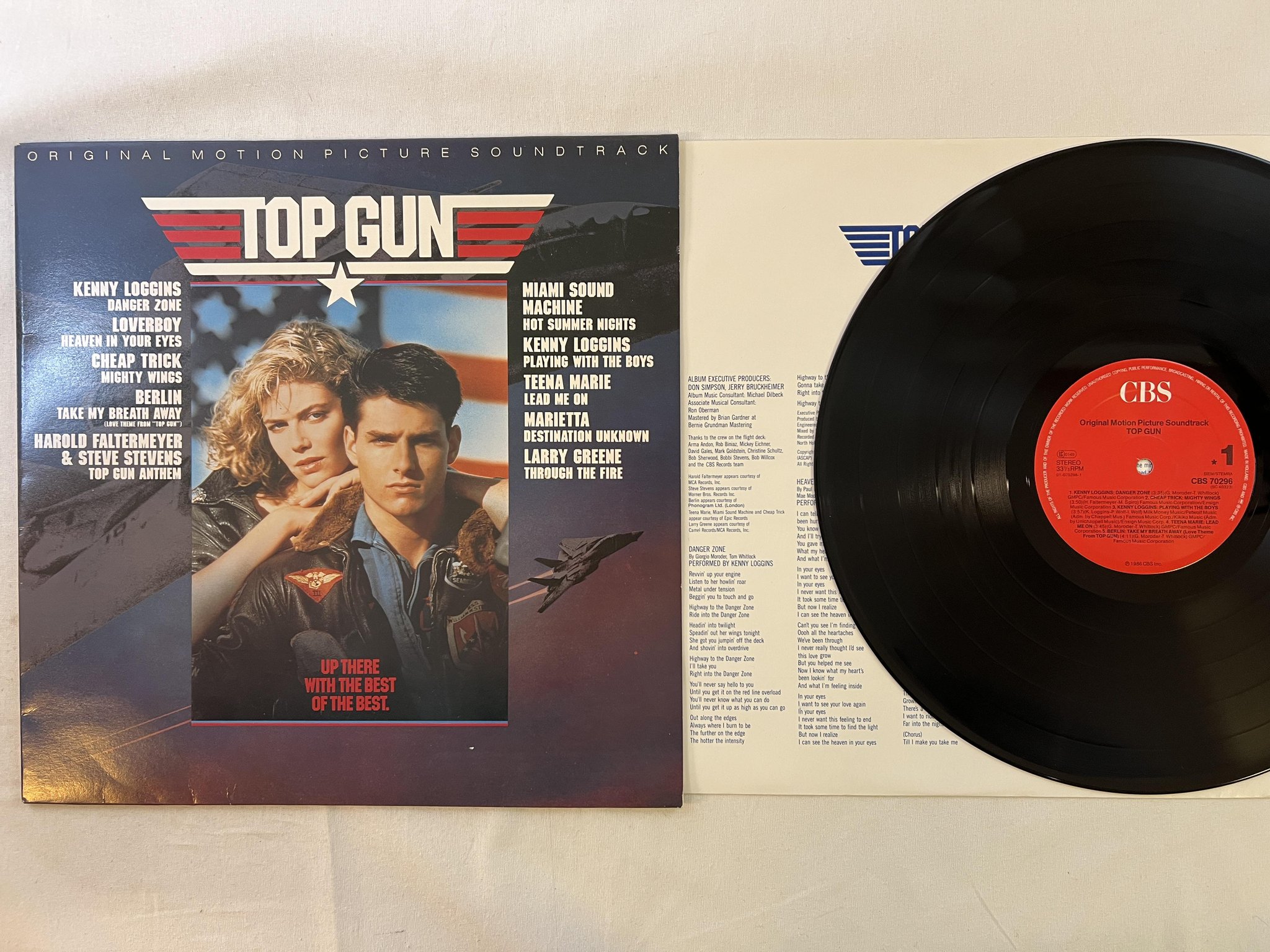 Omslagsbild för skivan V/A top gun LP -86 Hol CBS 70296