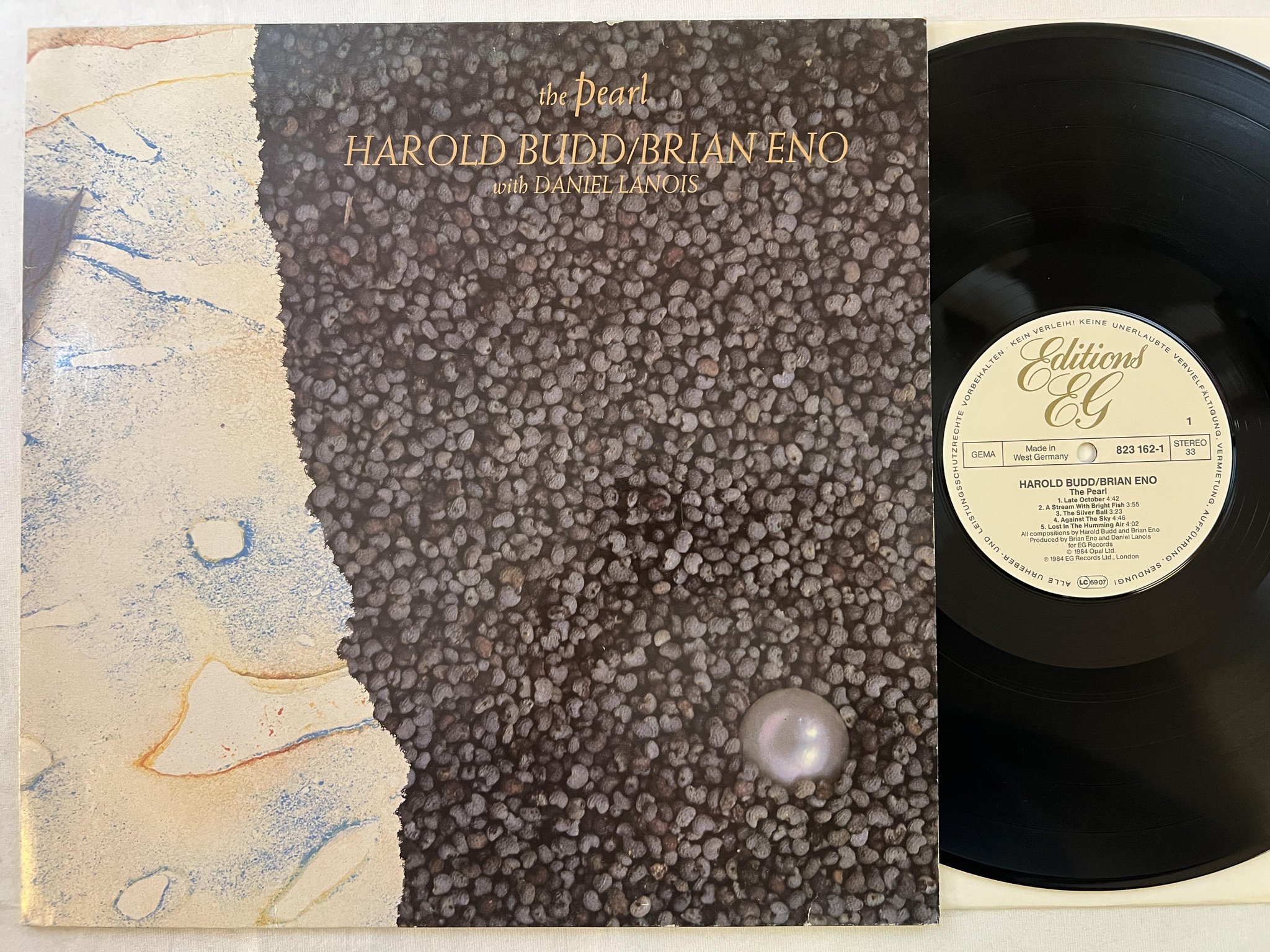 Omslagsbild för skivan HAROLD BUDD / BRIAN ENO the pearl LP -84 Ger EDITIONS EG 823162-1