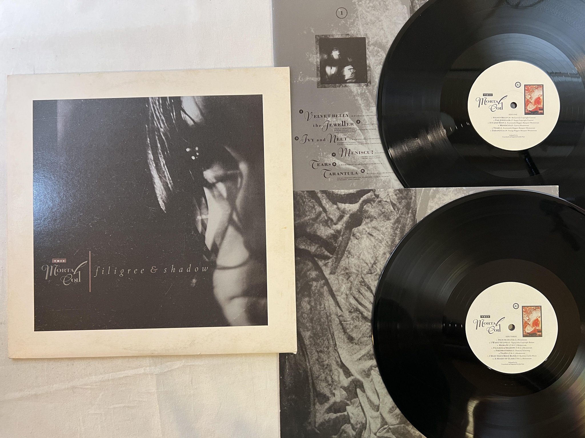 Omslagsbild för skivan THIS MORTAL COIL Filigree & Shadow 2xLP -86 4AD DAD 609