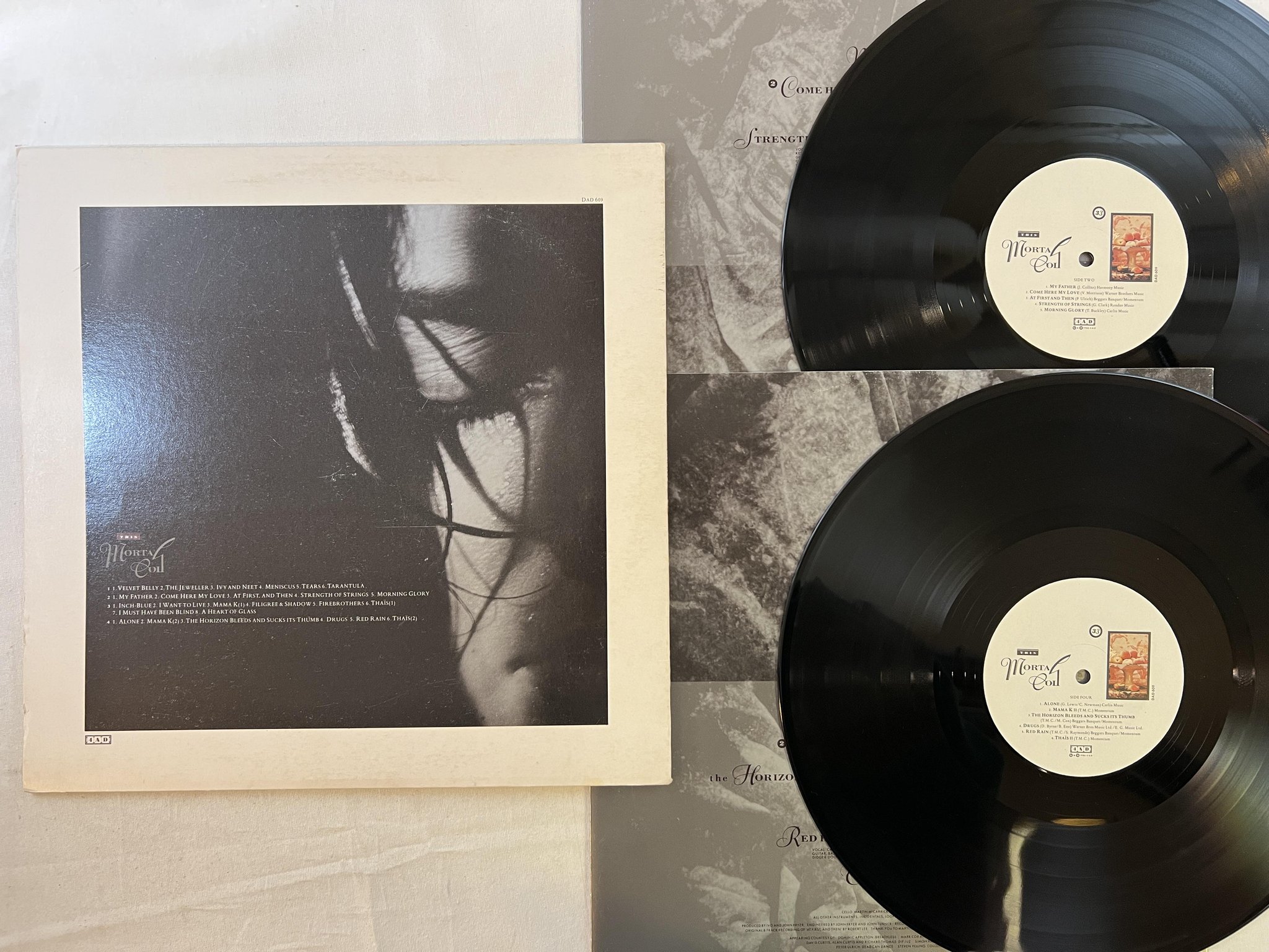 Omslagsbild för skivan THIS MORTAL COIL Filigree & Shadow 2xLP -86 4AD DAD 609