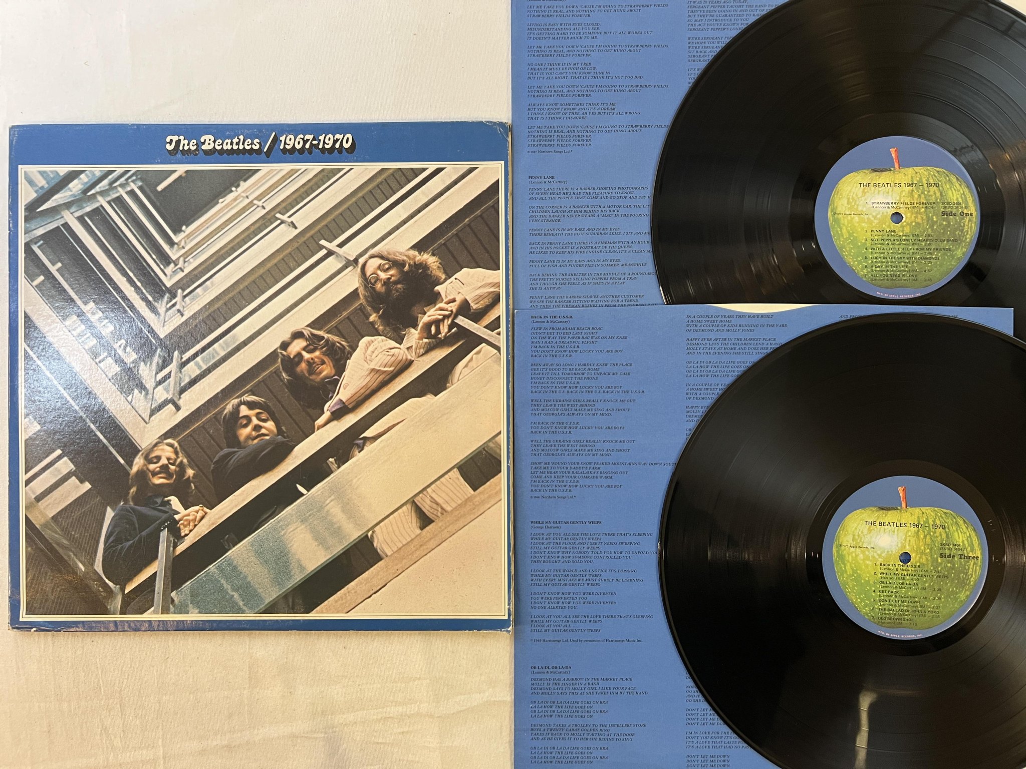 Omslagsbild för skivan THE BEATLES 1967-1970 2xLP -73 US APPLE SKBO 3404