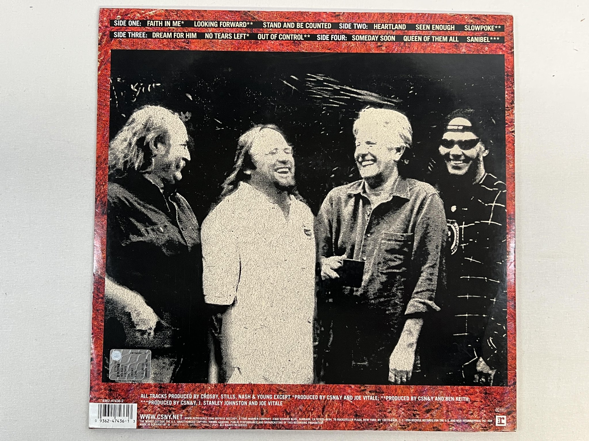 Omslagsbild för skivan CSNY Looking Forward 2xLP -99 REPRISE 9362-47436-1