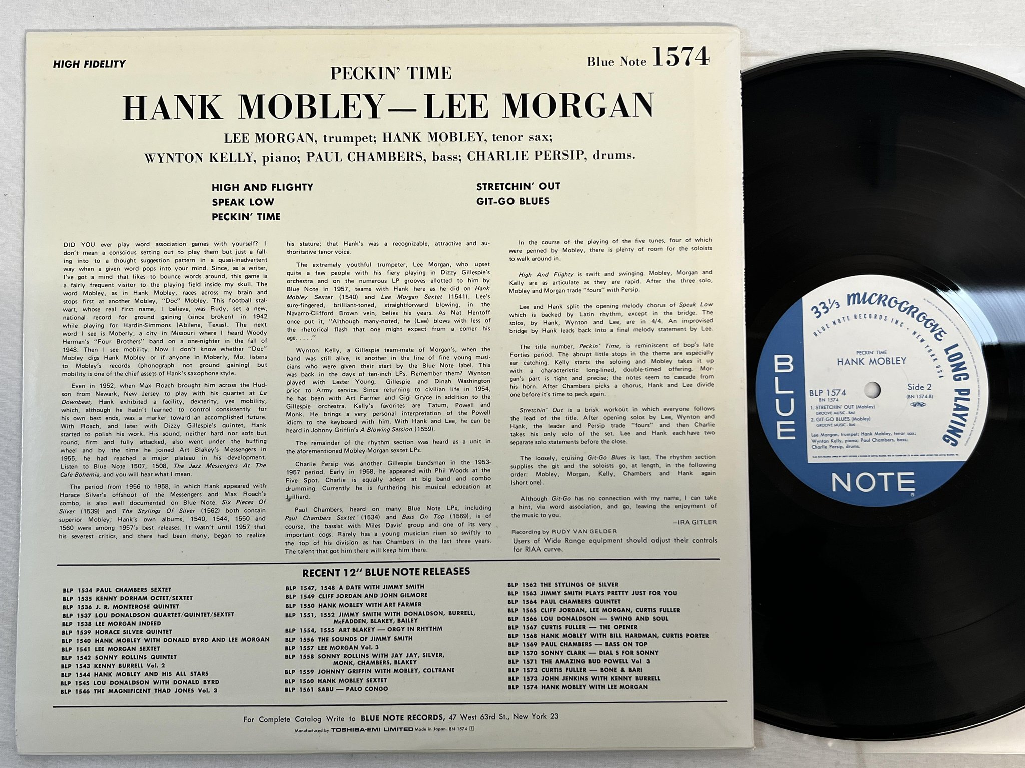Omslagsbild för skivan HANK MOBLEY peckin' time LP re -90 Japan BLUE NOTE BLP 1574