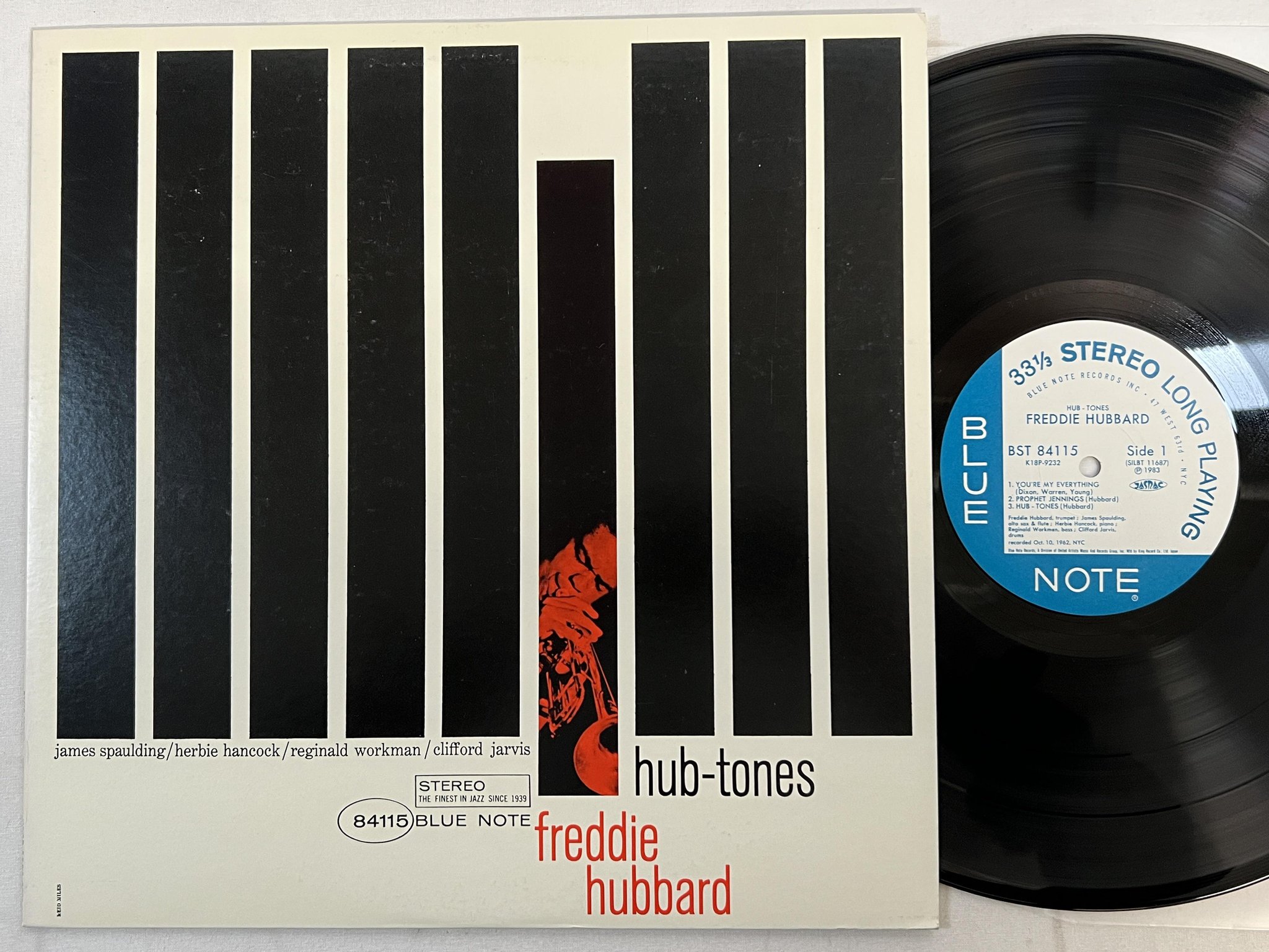 Omslagsbild för skivan FREDDIE HUBBARD hub-tones LP Japan BLUE NOTE BST 84115