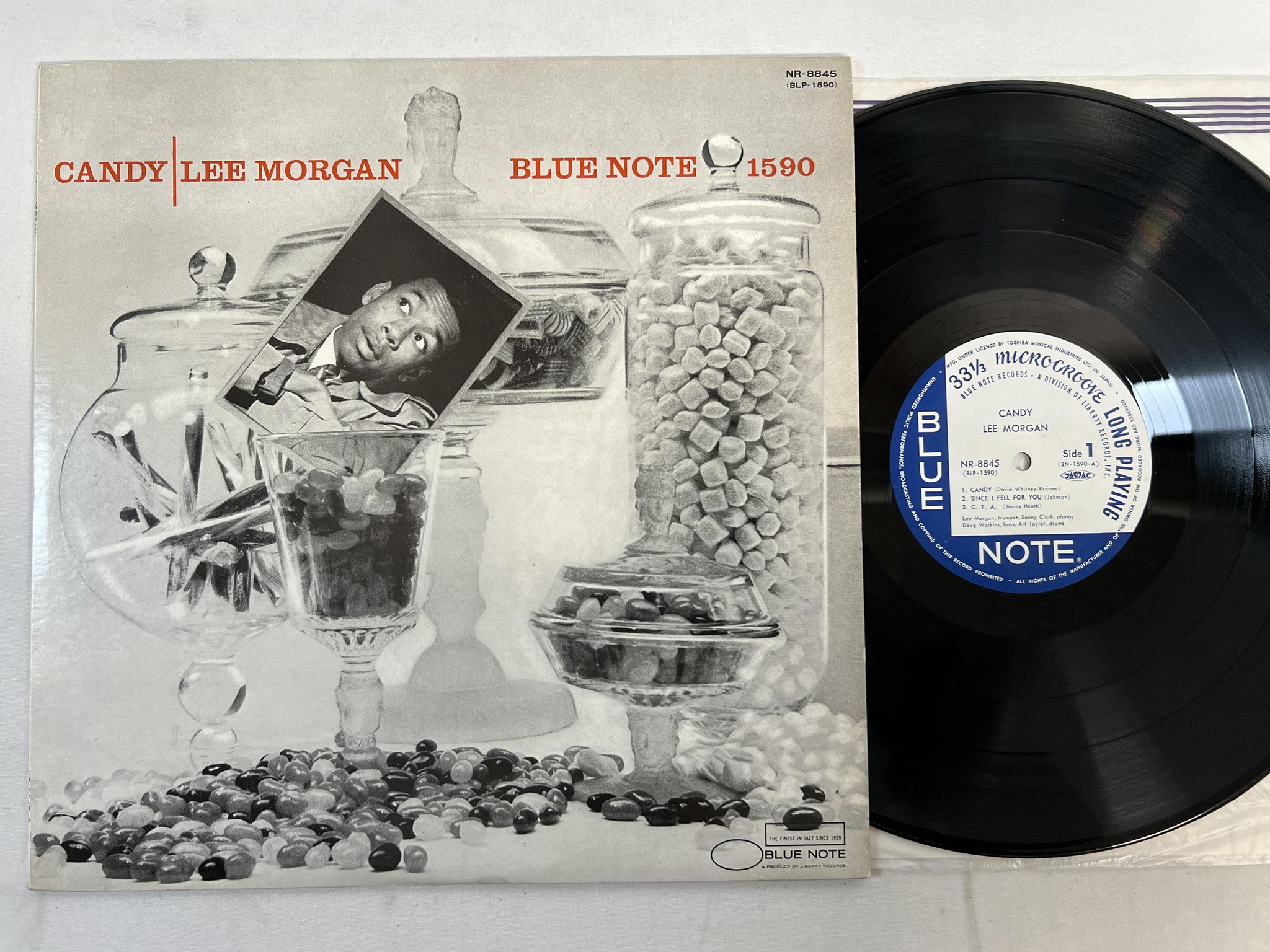 Omslagsbild för skivan LEE MORGAN candy LP Japan BLUE NOTE BLP 1590 ** yeah **