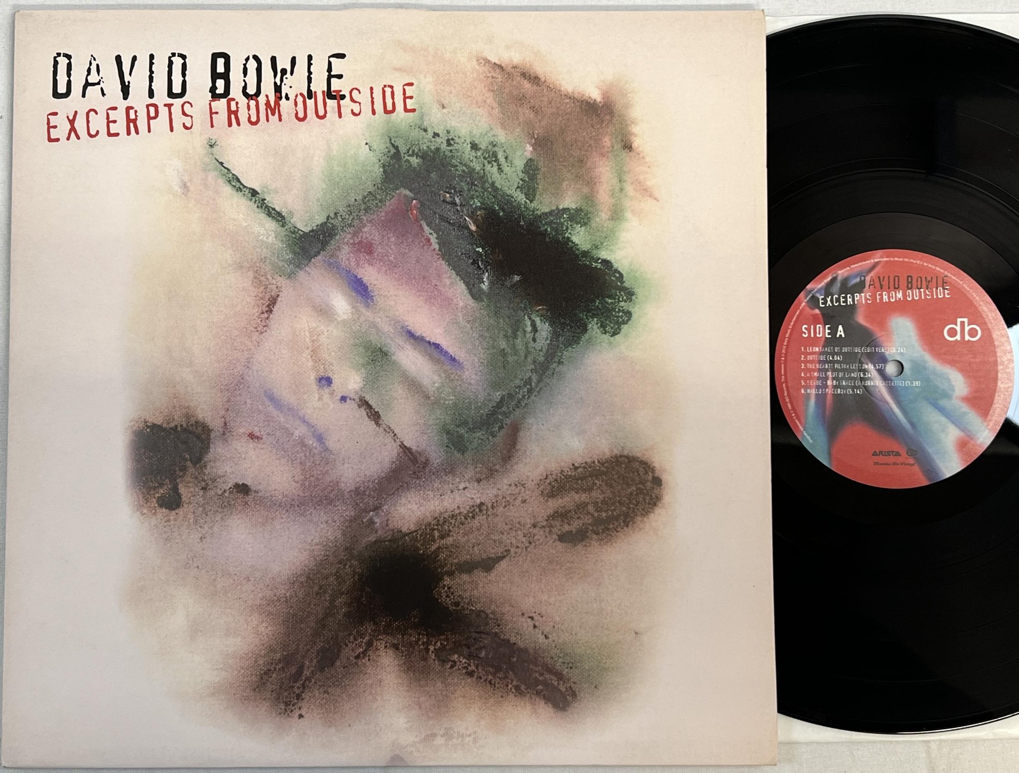 Omslagsbild för skivan DAVID BOWIE excerpts from outside LP re 2012 MUSIC ON VINYL MOVLP500