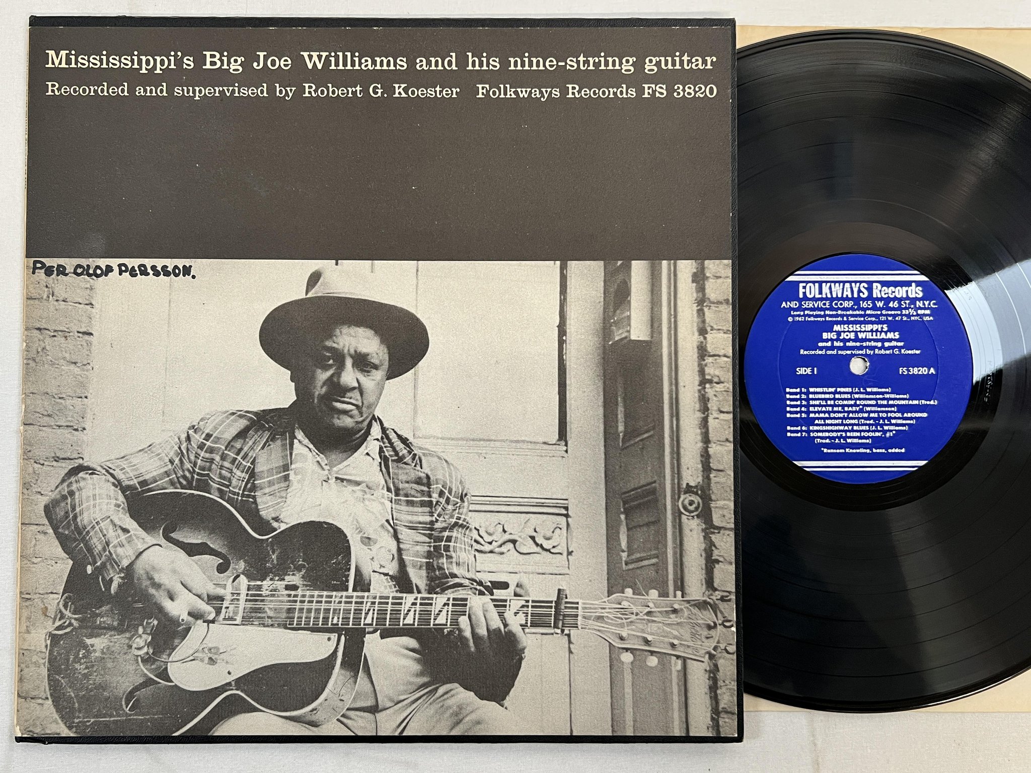 Omslagsbild för skivan BIG JOE WILLIAMS Mississippi's Big Joe LP -62 US folkways FS 3820
