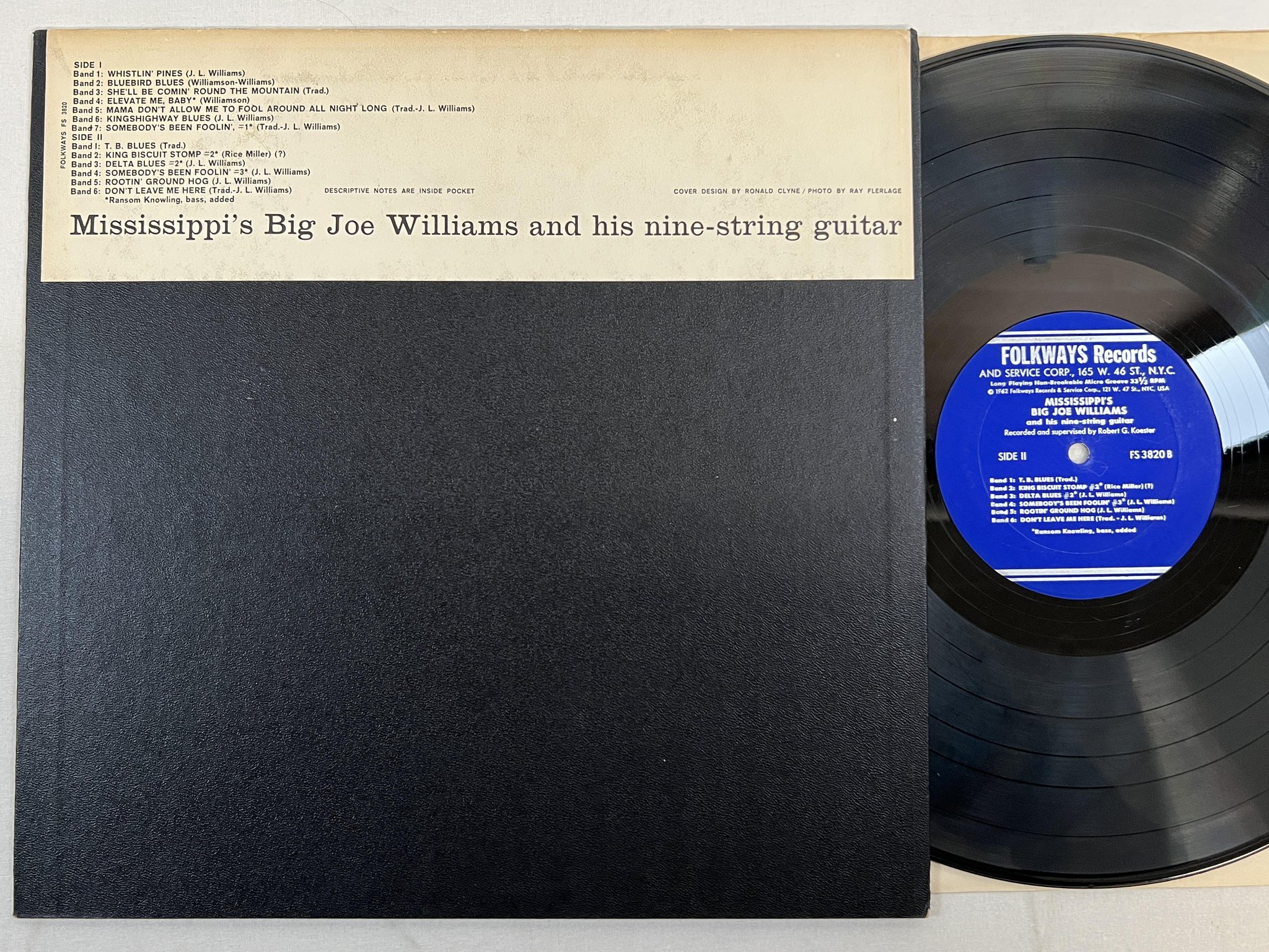 Omslagsbild för skivan BIG JOE WILLIAMS Mississippi's Big Joe LP -62 US folkways FS 3820