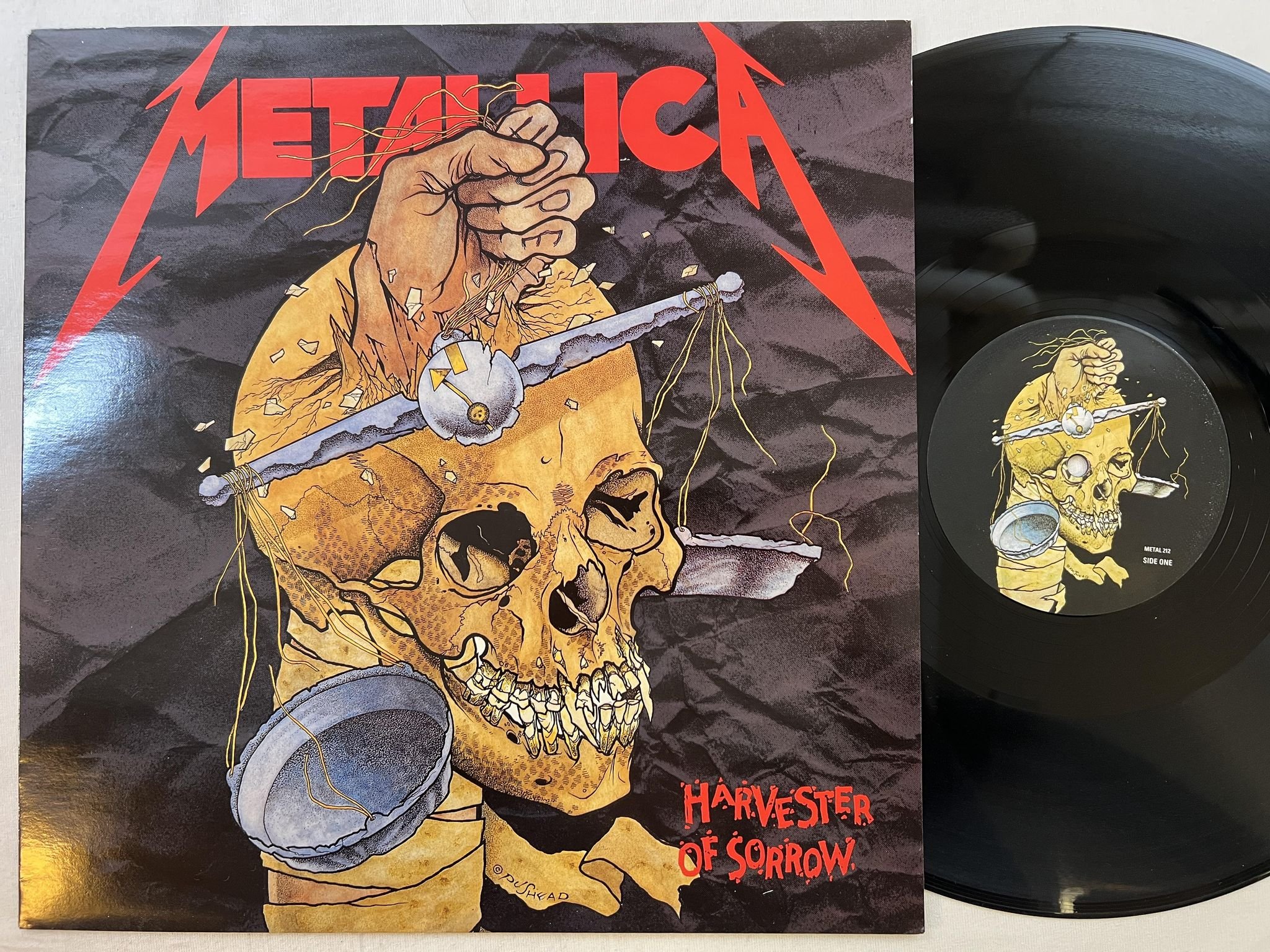 Omslagsbild för skivan METALLICA harvest of sorrow 12"ep -88 VERTIGO 870 614-1
