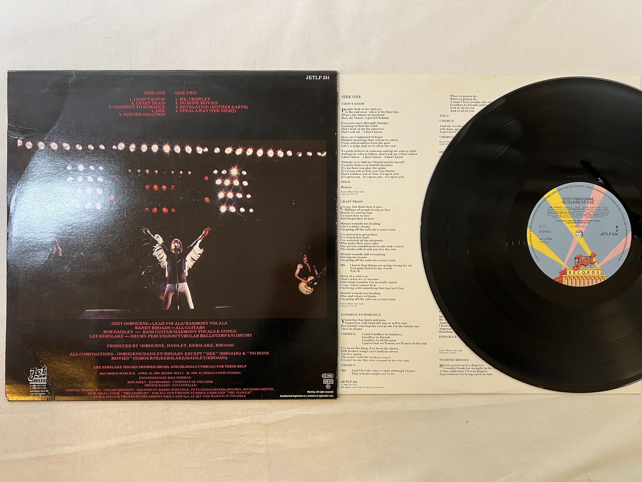 Omslagsbild för skivan OZZY OSBOURNE blizzard of ozz LP -80 Hol JET JETLP 234
