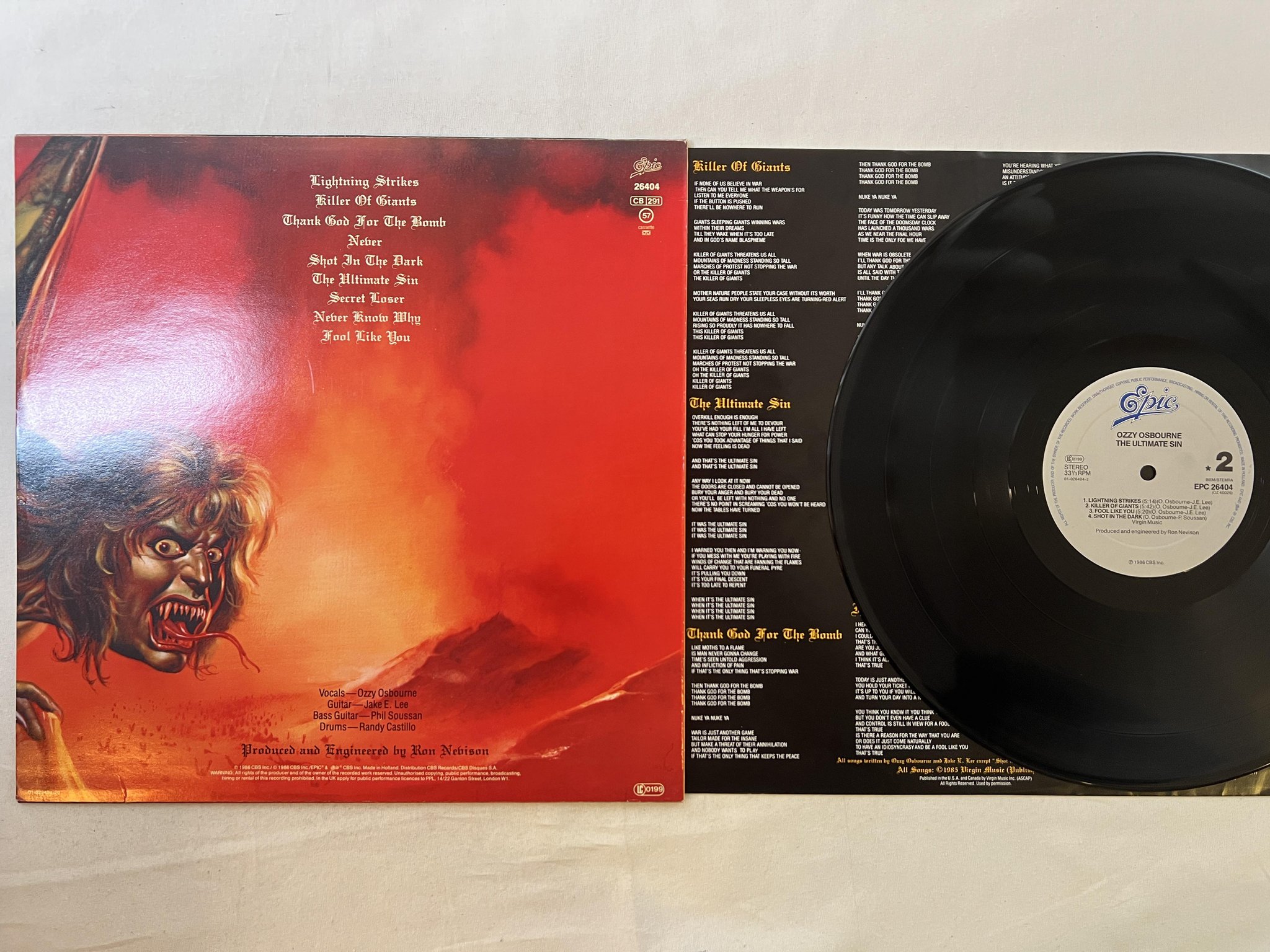 Omslagsbild för skivan OZZY OSBOURNE the ultimate sin LP -86 Hol EPIC EPC 26404