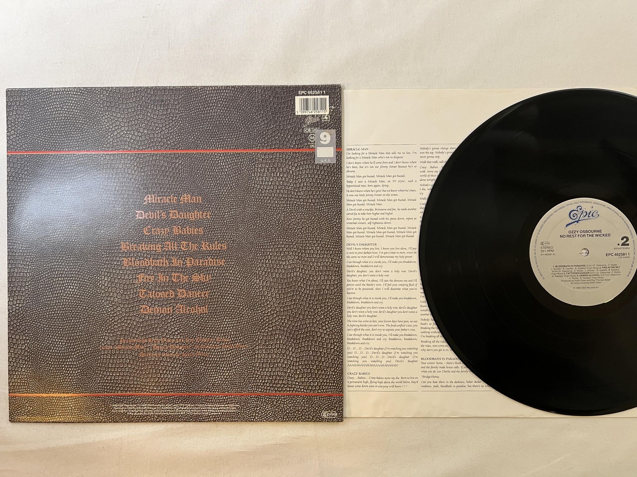 Omslagsbild för skivan OZZY OSBOURNE no rest for the wicked LP -88 Hol EPIC EPC 4625811