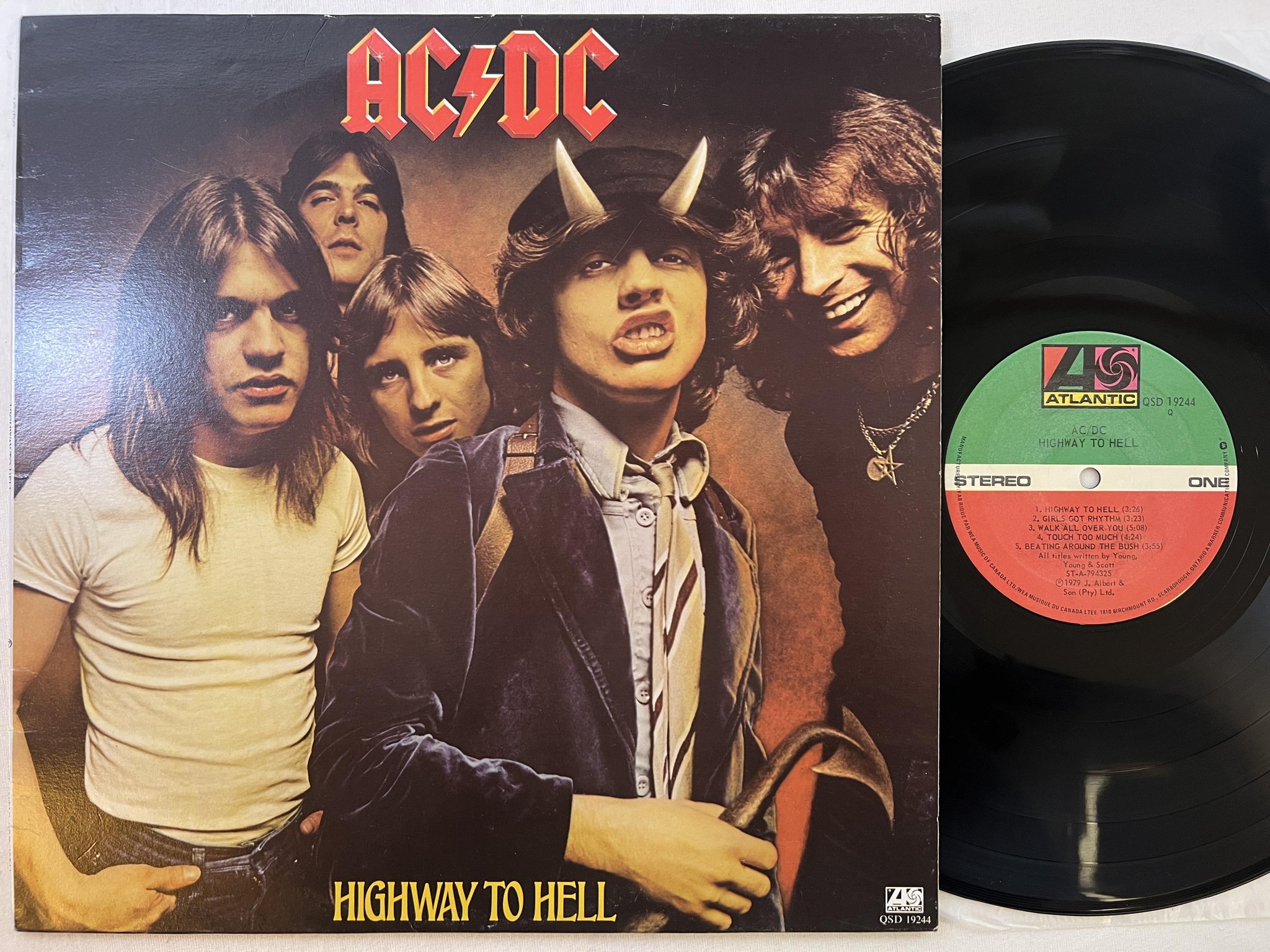 Omslagsbild för skivan AC/DC highway to hell LP -79 Can ATLANTIC QSD 19244 Q