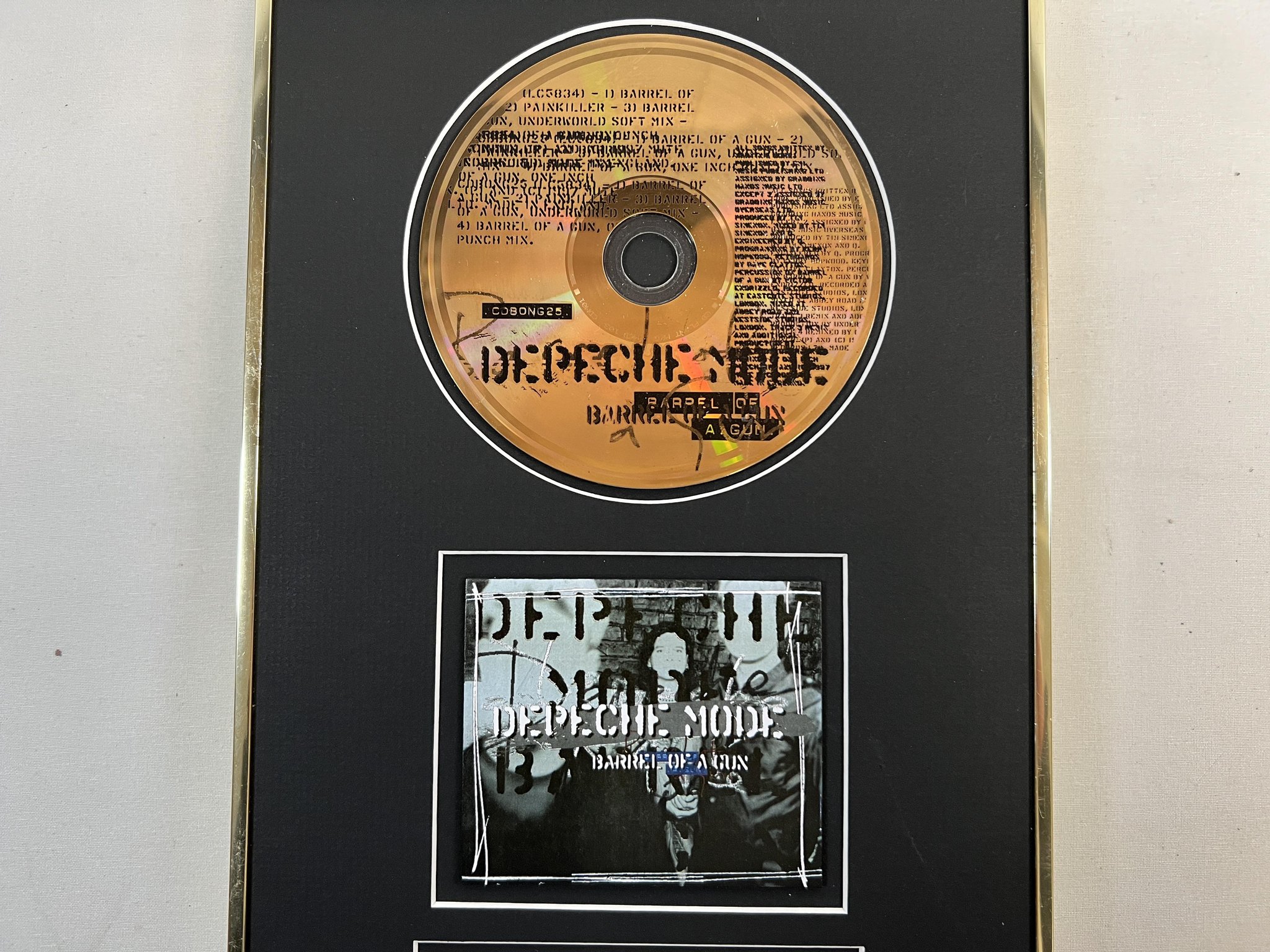 Omslagsbild för skivan DEPECHE MODE barrel of a gun CD Golden Disc ***** MEGA RARE *****