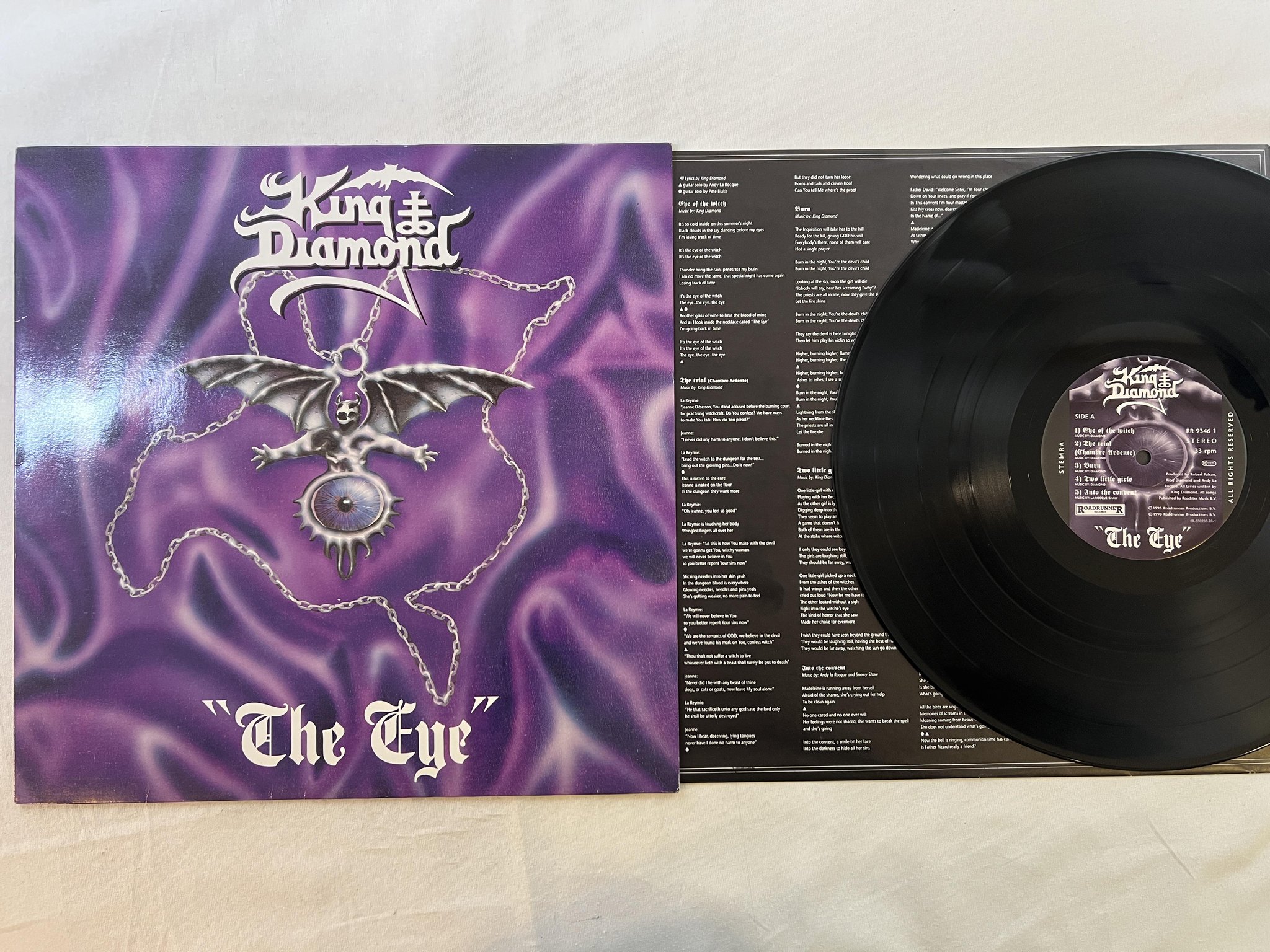 Omslagsbild för skivan KING DIAMOND the eye LP -90 ROADRUNNER RR 9346 1