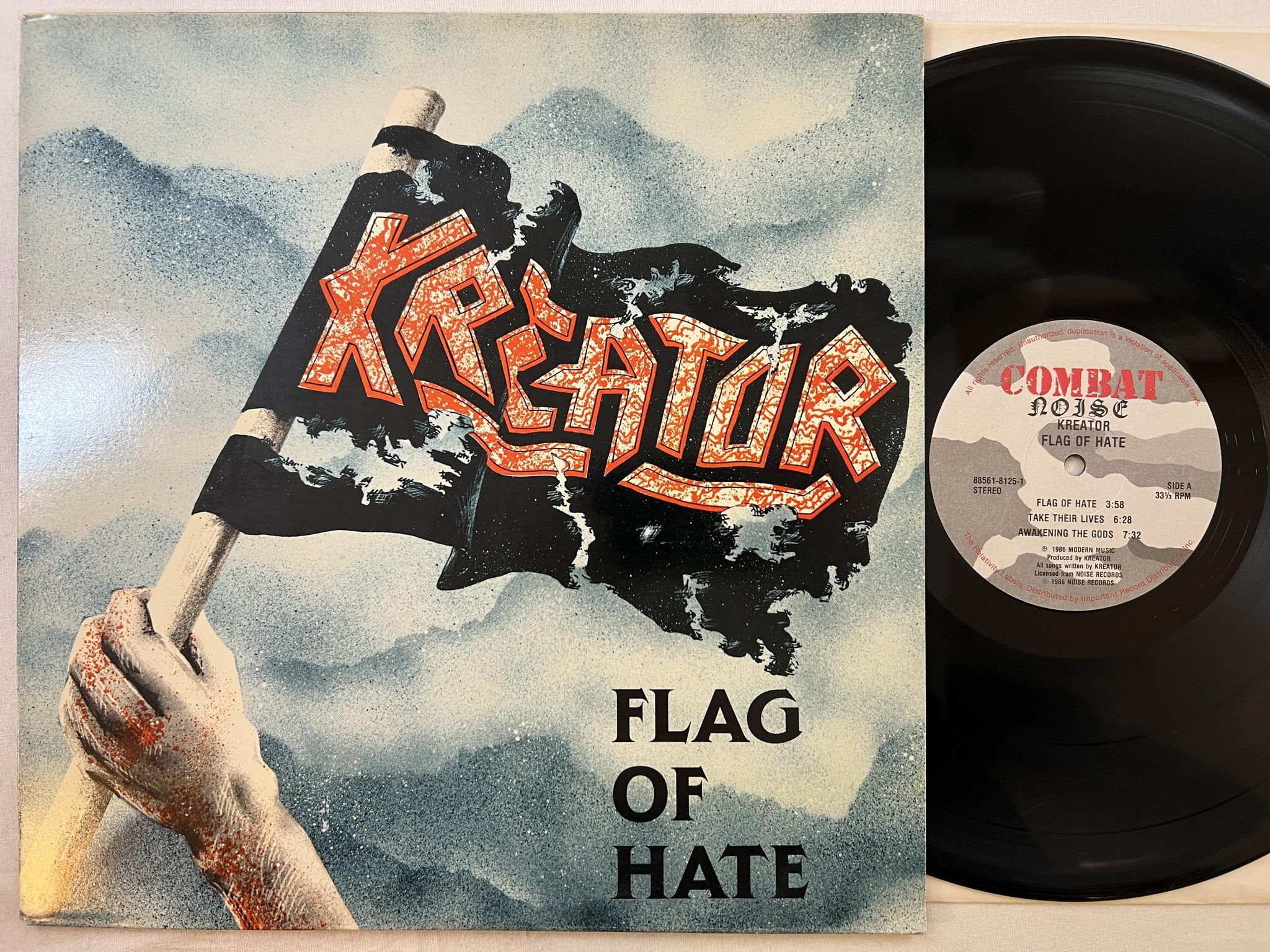 Omslagsbild för skivan KREATOR Flag Of Hate 12" -86 US COMBAT 88561-8125-1