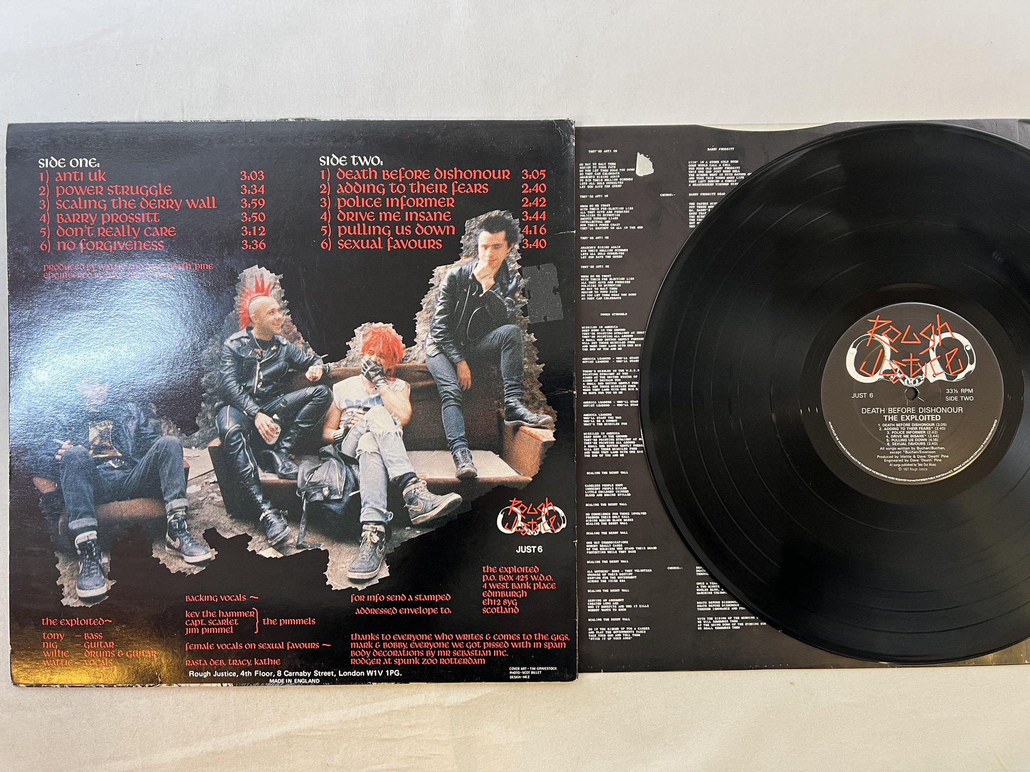 Omslagsbild för skivan THE EXPLOITED death before dishonour LP -87 ROUGH JUSTICE JUST 6