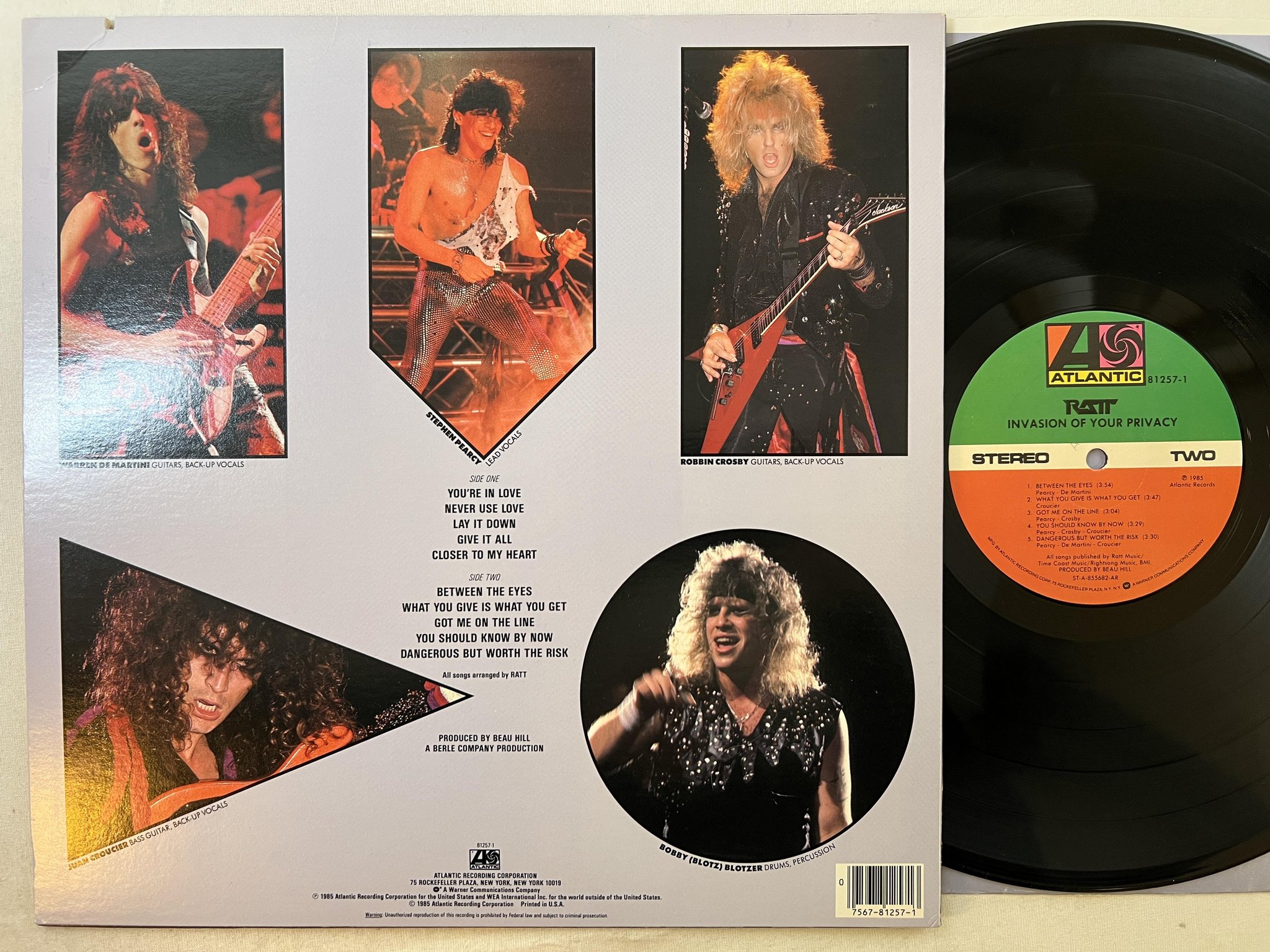 Omslagsbild för skivan RATT invasion of your privacy LP -85 US ATLANTIC 81257-1