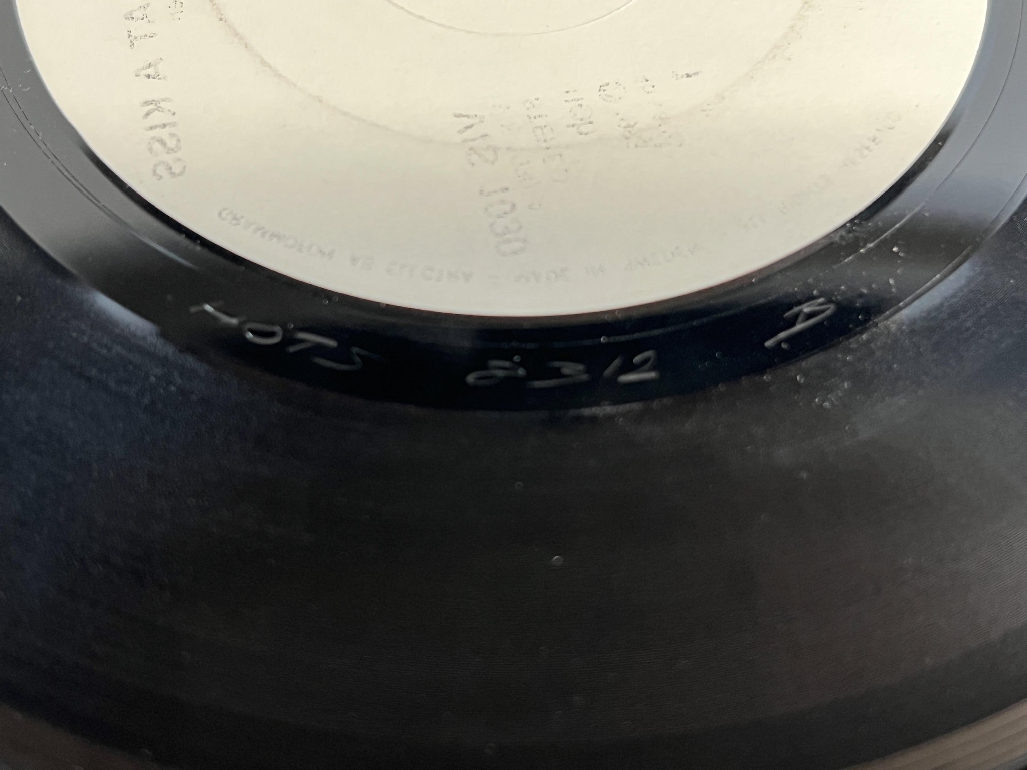 Omslagsbild för skivan EUROPE Lyin' Eyes 7" Swe -84 HOT RECORDS HOTS 8312 *** ultra rare test press ***