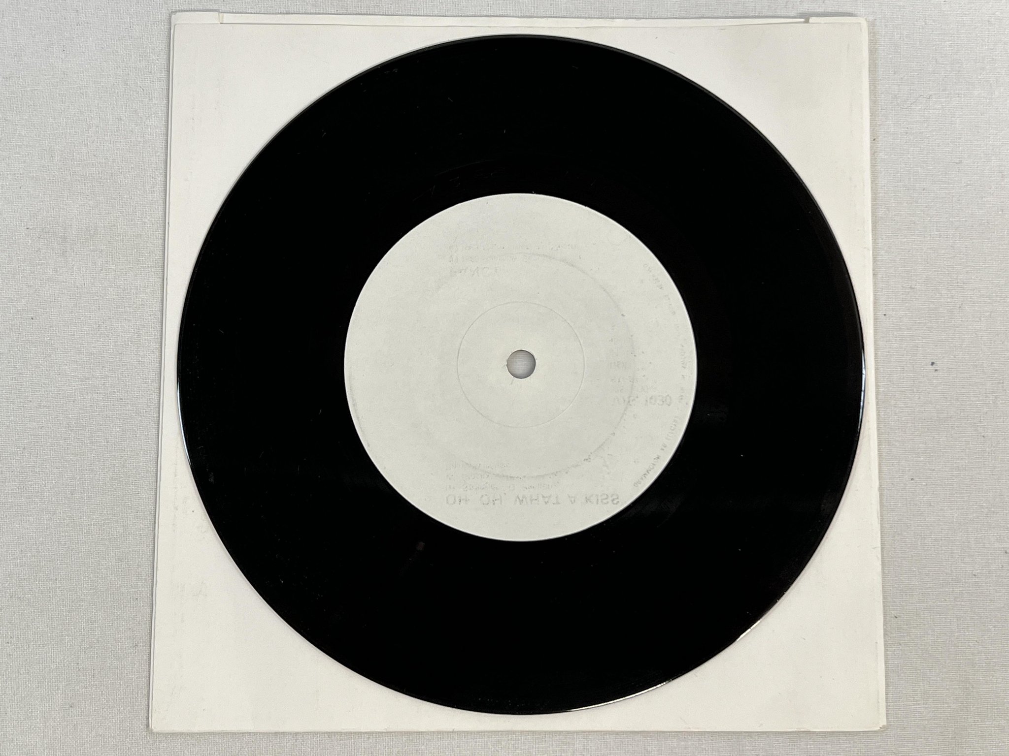 Omslagsbild för skivan EUROPE Lyin' Eyes 7" Swe -84 HOT RECORDS HOTS 8312 *** ultra rare test press ***