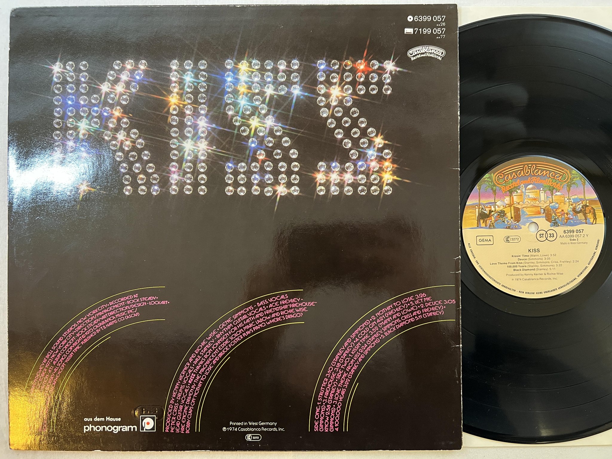 Omslagsbild för skivan KISS s/t LP re Ger CASABLANCA 6399 057