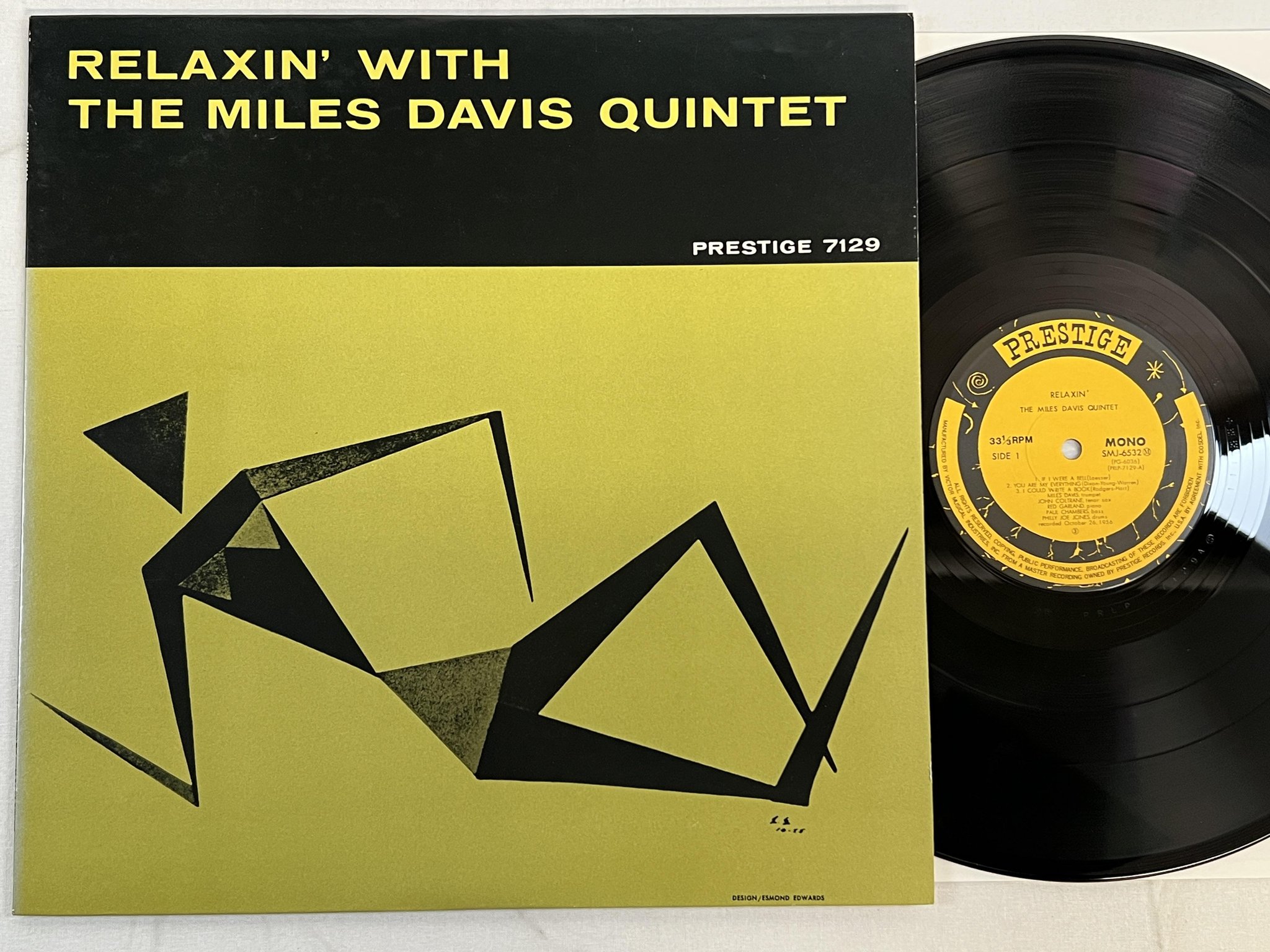 Omslagsbild för skivan MILES DAVIS QUINTET relaxin' LP Japan PRESTIGE SMJ 6532 mono