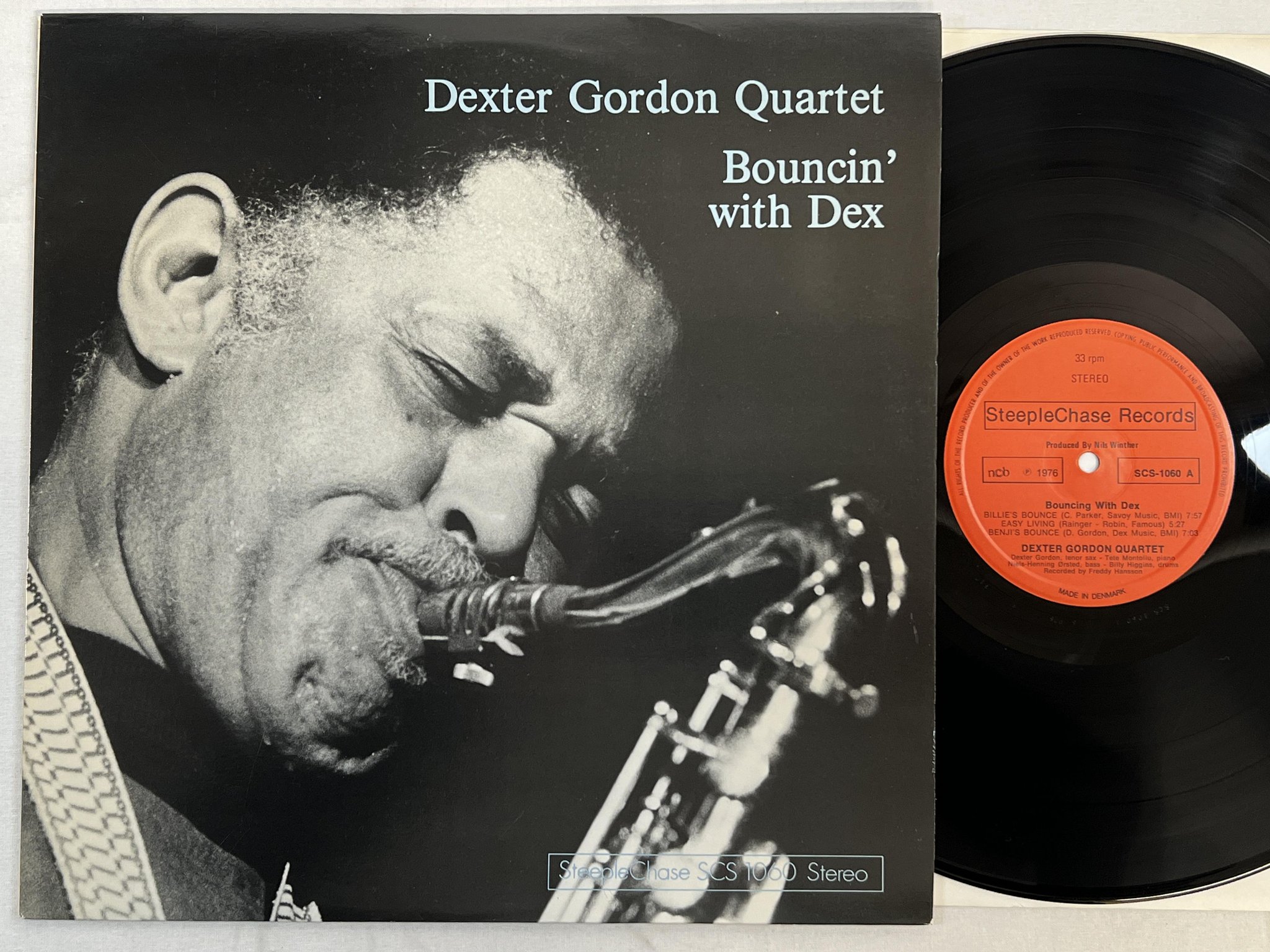 Omslagsbild för skivan DEXTER GORDON QUARTET bouncing with Dex LP -76 Den STEEPLECHASE SCS 1060