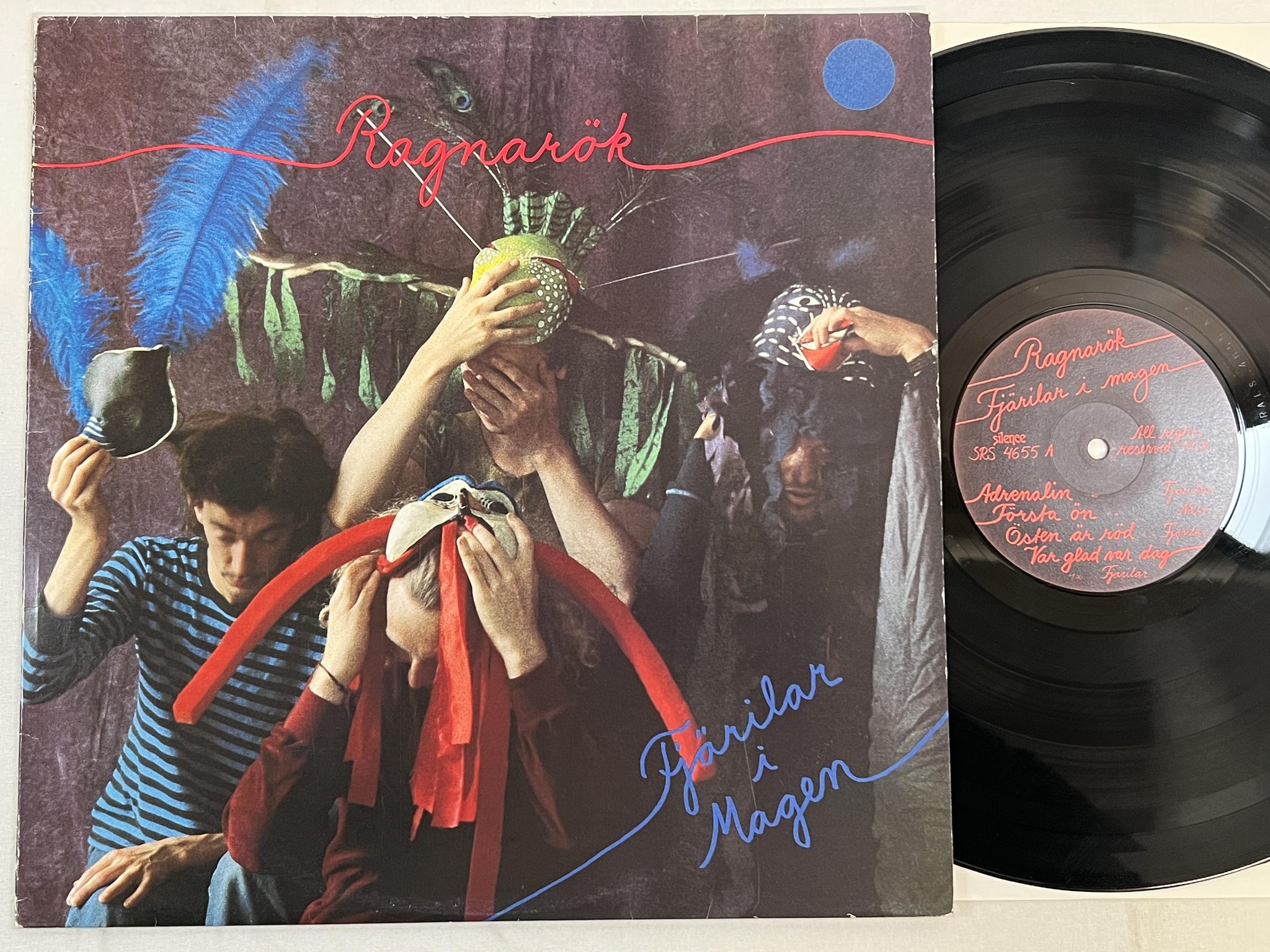 Omslagsbild för skivan RAGNARÖK fjärilar i magen LP -79 Swe SILENCE SRS 4655