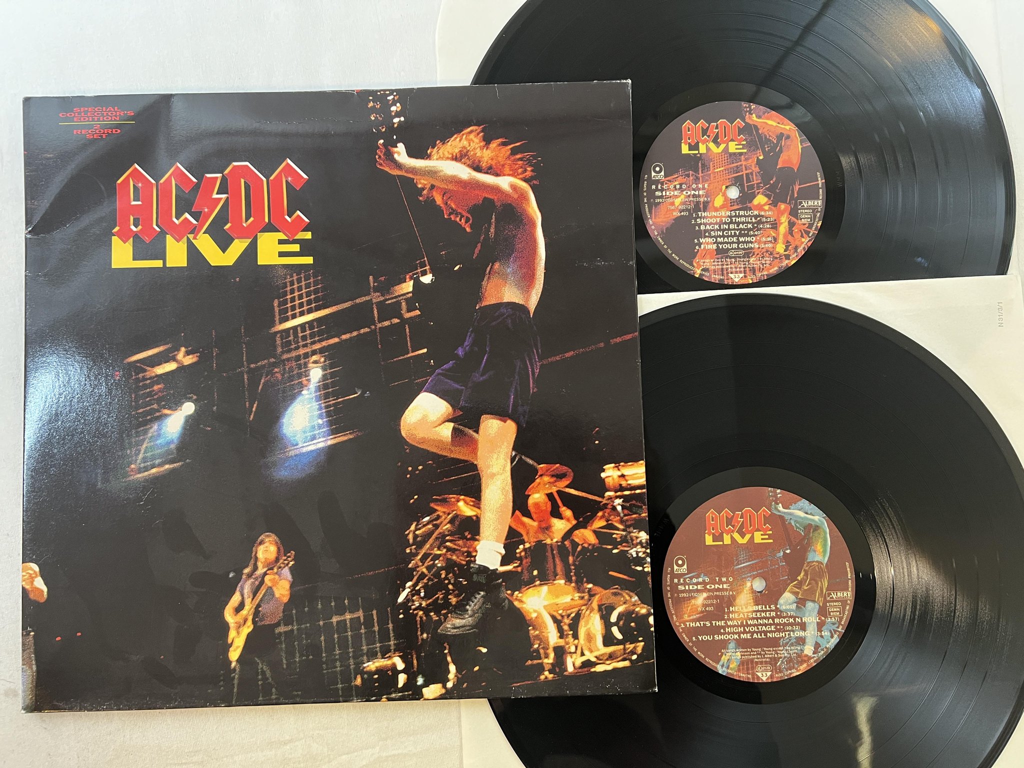 Omslagsbild för skivan AC/DC live 2xLP -92 ATCO 7567-92212-1