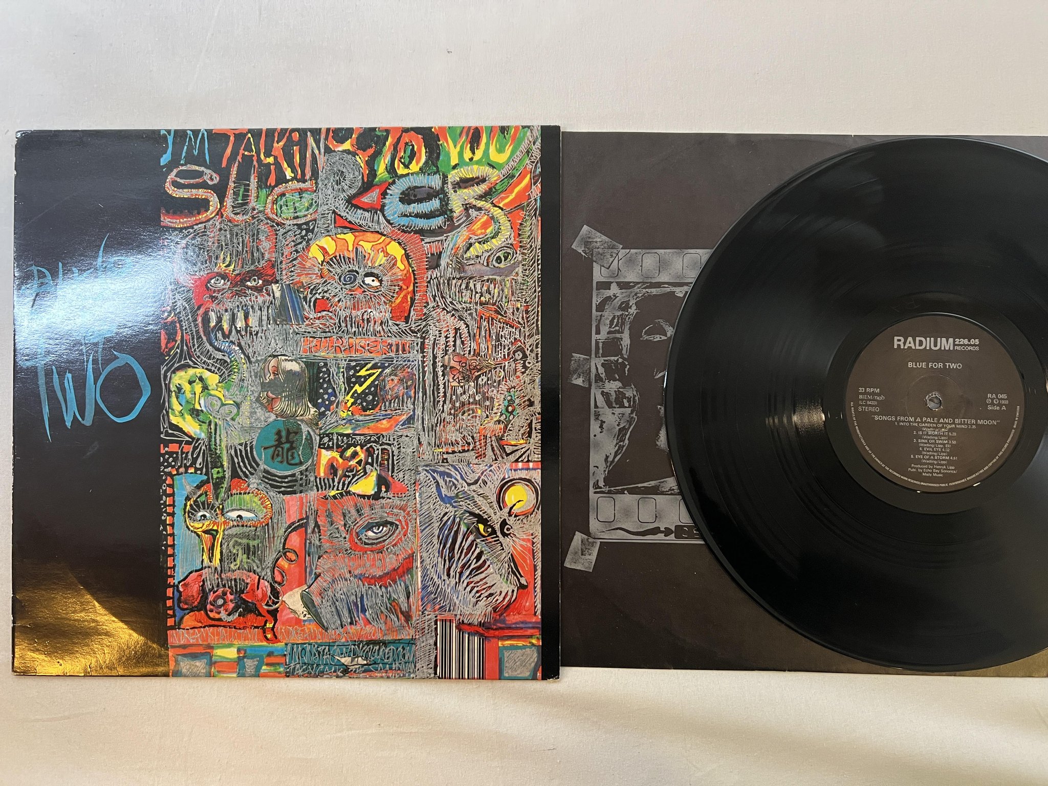 Omslagsbild för skivan BLUE FOR TWO Songs From A Pale... LP -88 Swe RADIUM 226.05 RA 045