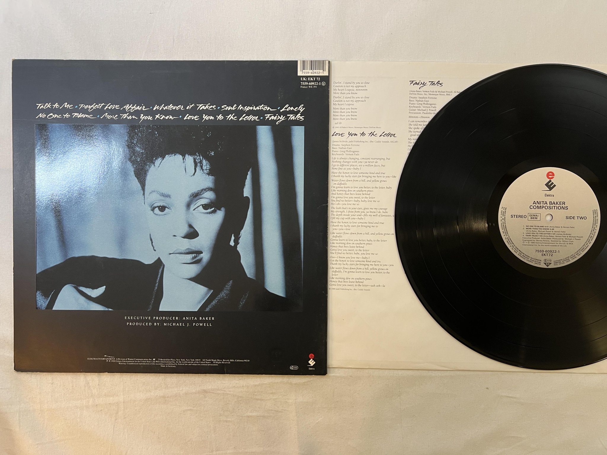 Omslagsbild för skivan ANITA BAKER compositions LP -90 Ger ELEKTRA 7559-60922-1 ** LOVELY ALBUM **