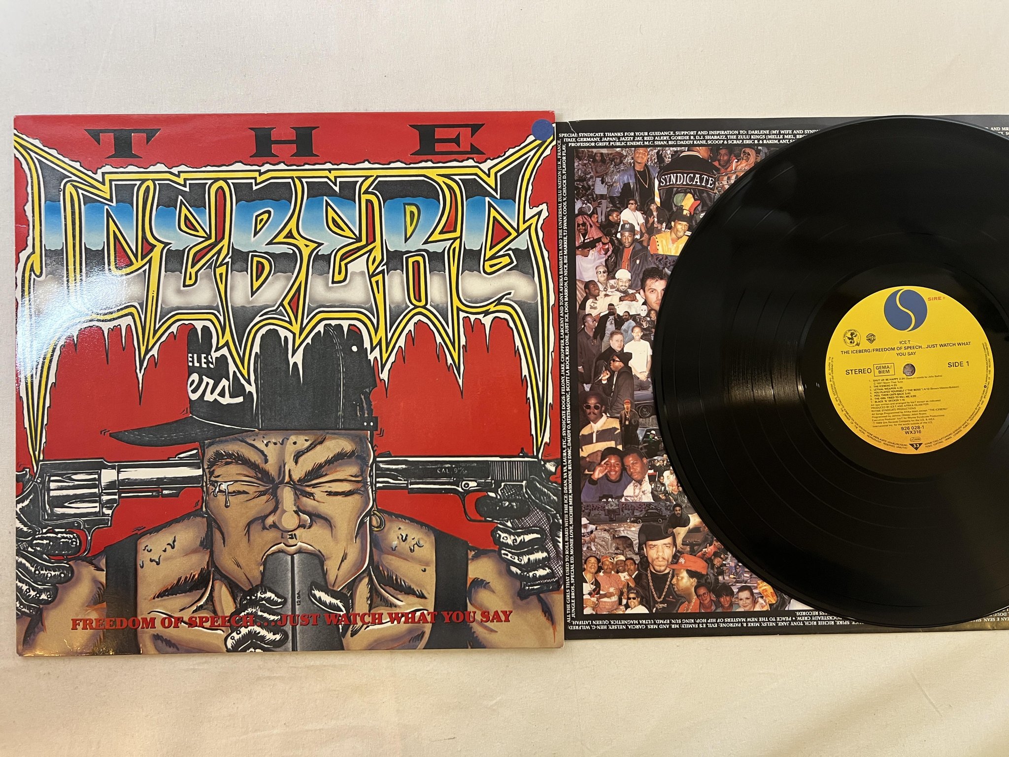 Omslagsbild för skivan ICE T the iceberg LP -89 Ger SIRE 926 028-1