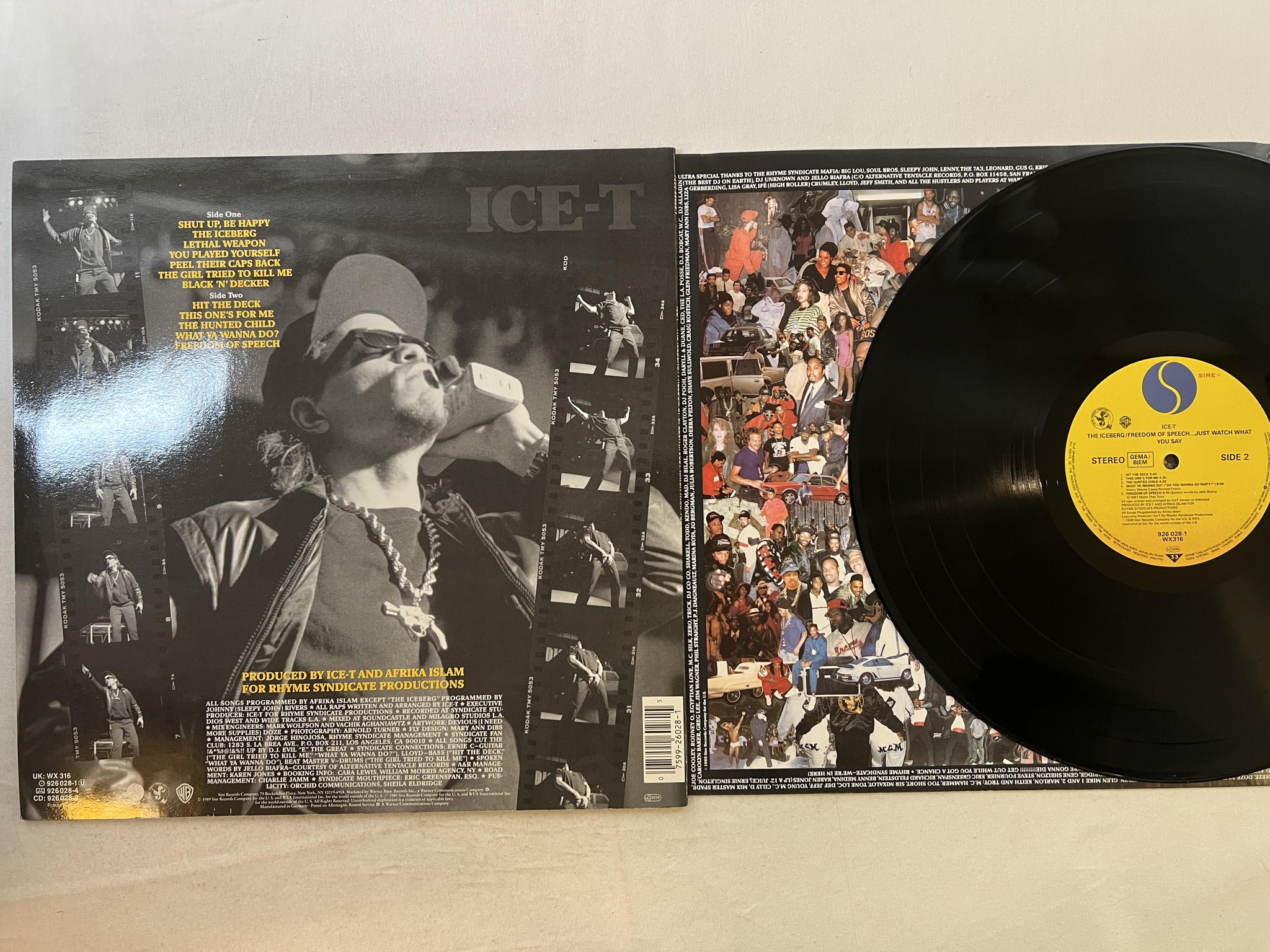 Omslagsbild för skivan ICE T the iceberg LP -89 Ger SIRE 926 028-1