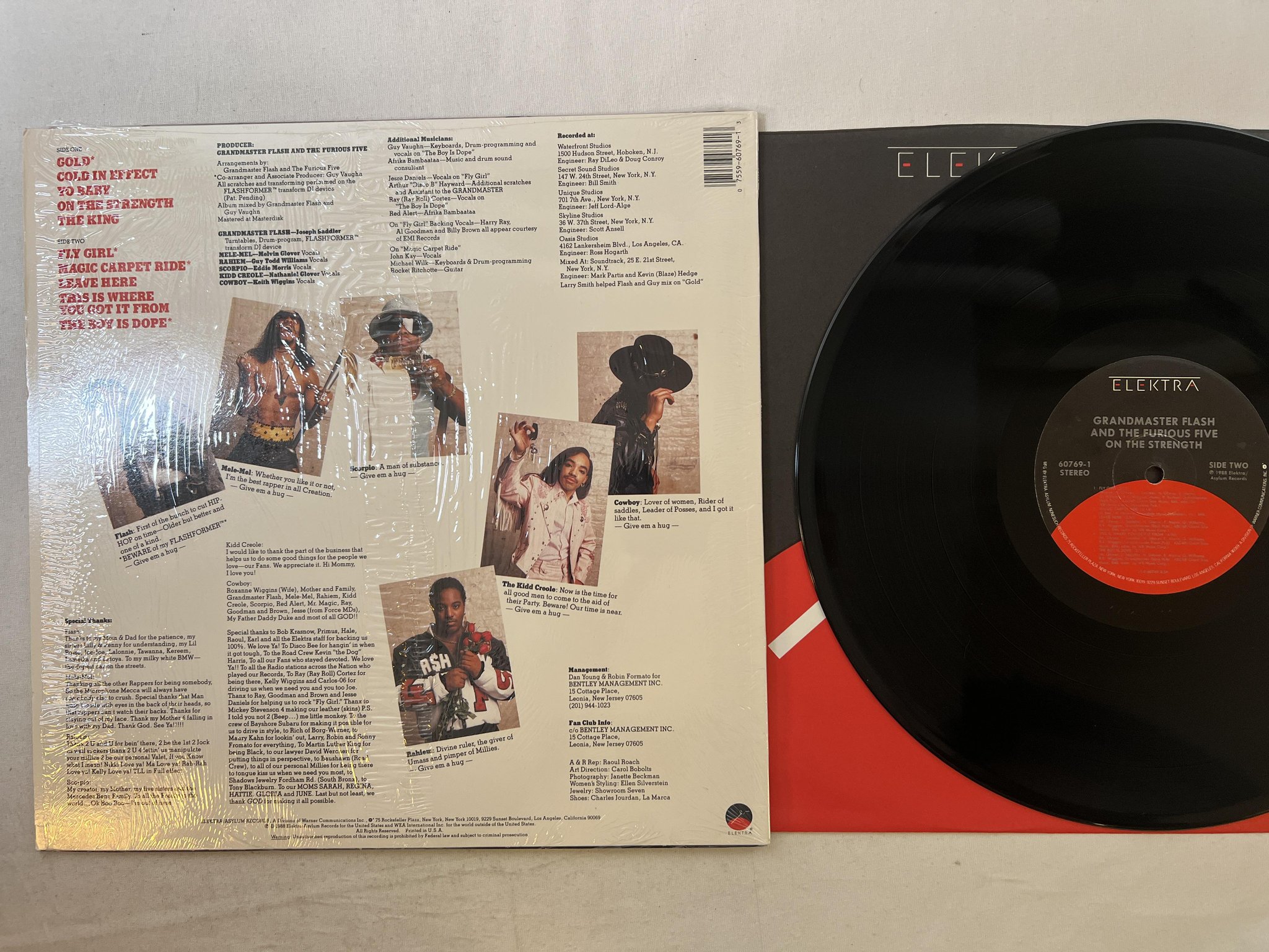 Omslagsbild för skivan GRANDMASTER FLASH & THE FURIOUS FIVE On The Strength LP US ** COLD IN EFFECT **