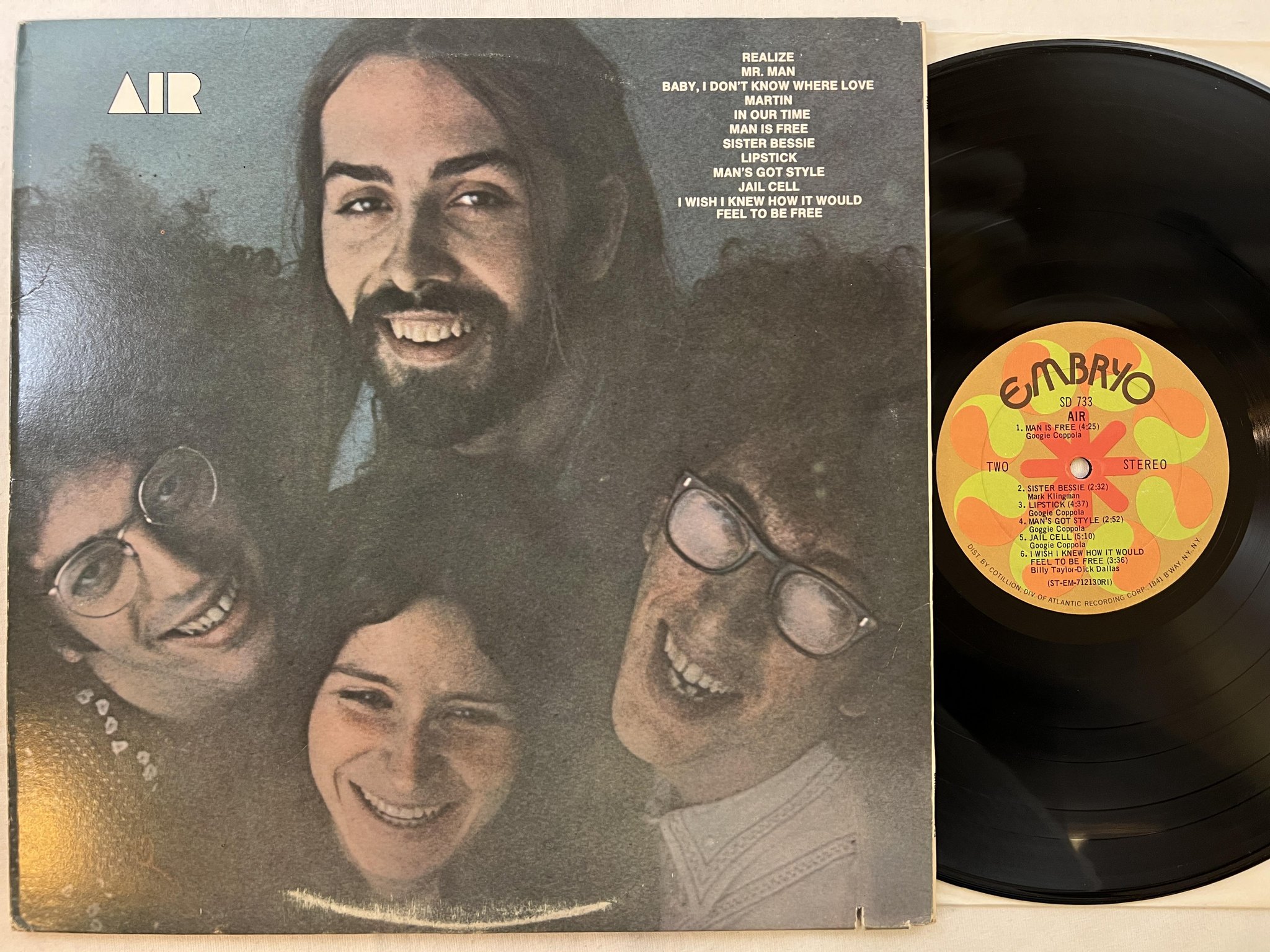 Omslagsbild för skivan AIR s/t LP -71 US EMBRYO SD 733 ** R A R E **