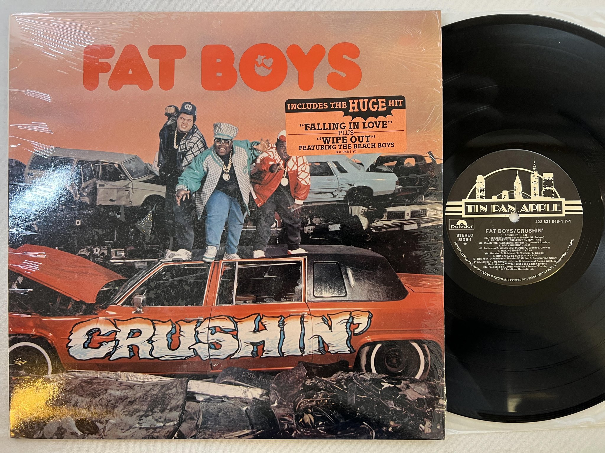 Omslagsbild för skivan FAT BOYS crushin' LP -87 US TIN PAN APPLE 422 831 948-1