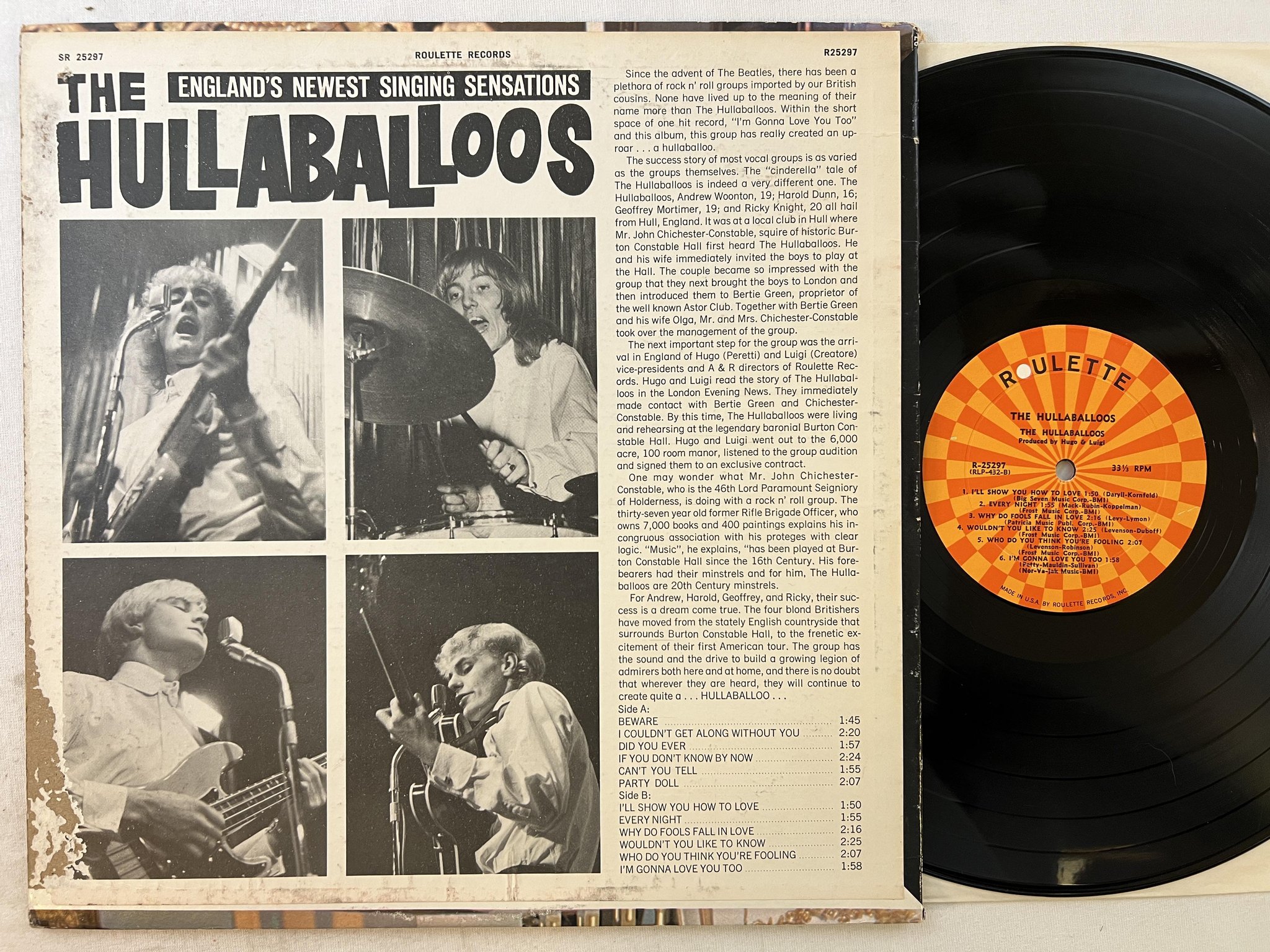Omslagsbild för skivan THE HULLABALLOOS s/t LP -65 US ROULETTE R25297