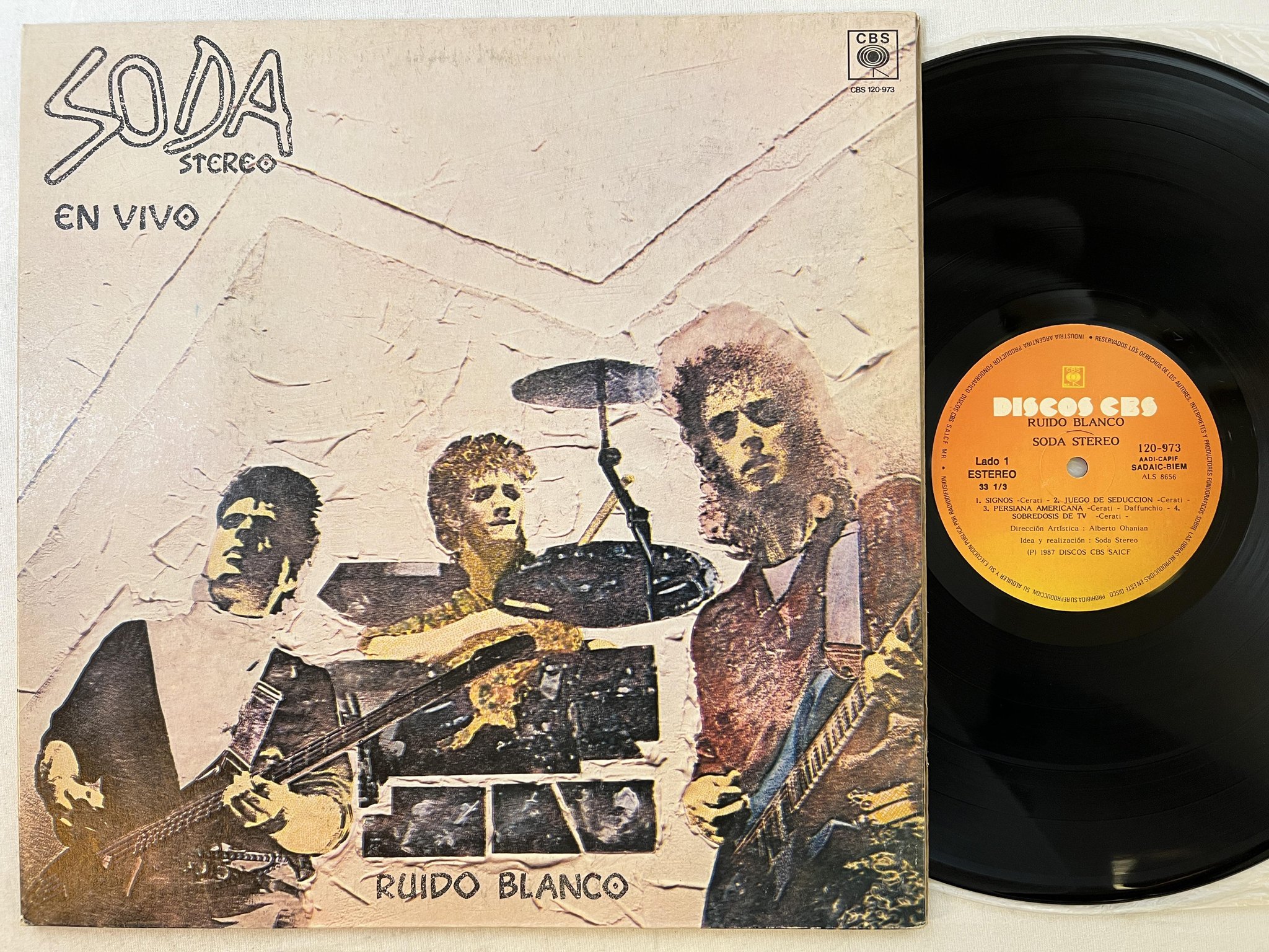 Omslagsbild för skivan SODA STEREO Ruido Blanco - En Vivo LP -87 Argentina DISCOS CBS 120-973