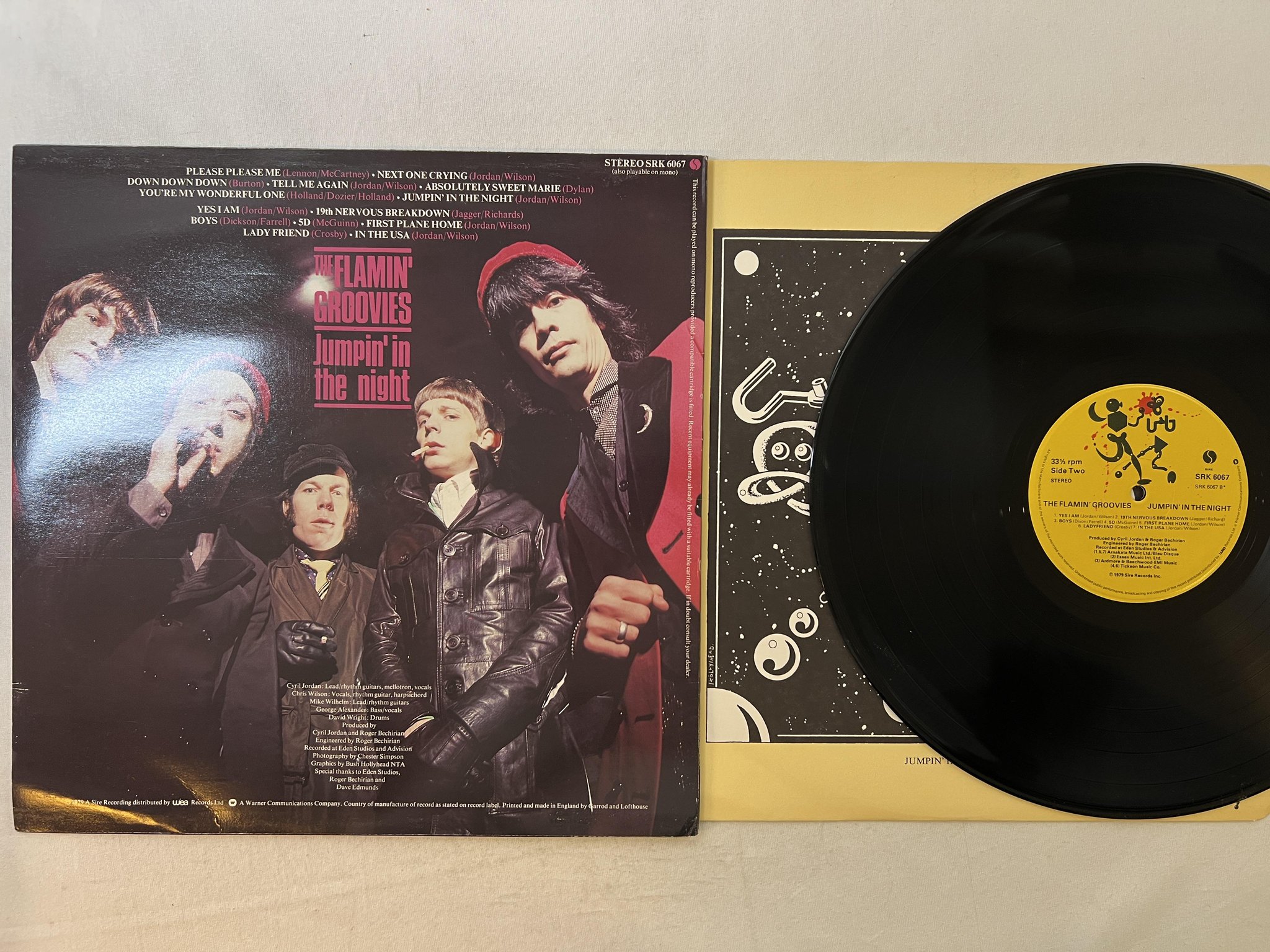 Omslagsbild för skivan THE FLAMIN GROOVIES jumpin in the night LP -79 UK SIRE SRK 6067 ** garage **