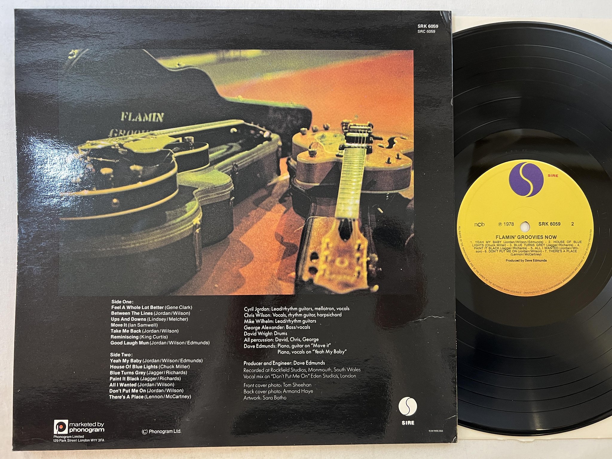 Omslagsbild för skivan THE FLAMIN GROOVIES now LP -78 ncb SIRE SRK 6059